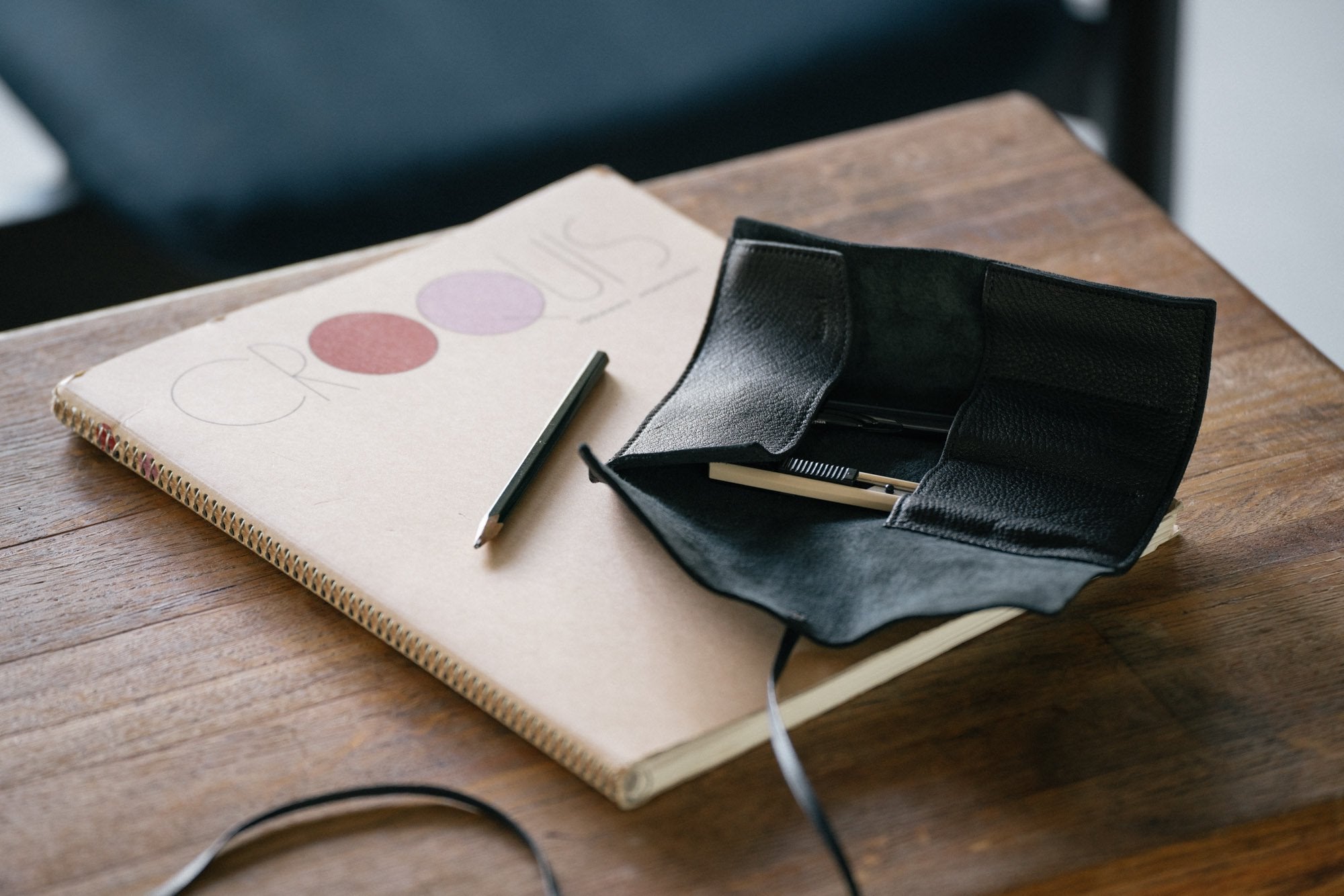 Inswirl/ROLL PEN CASE