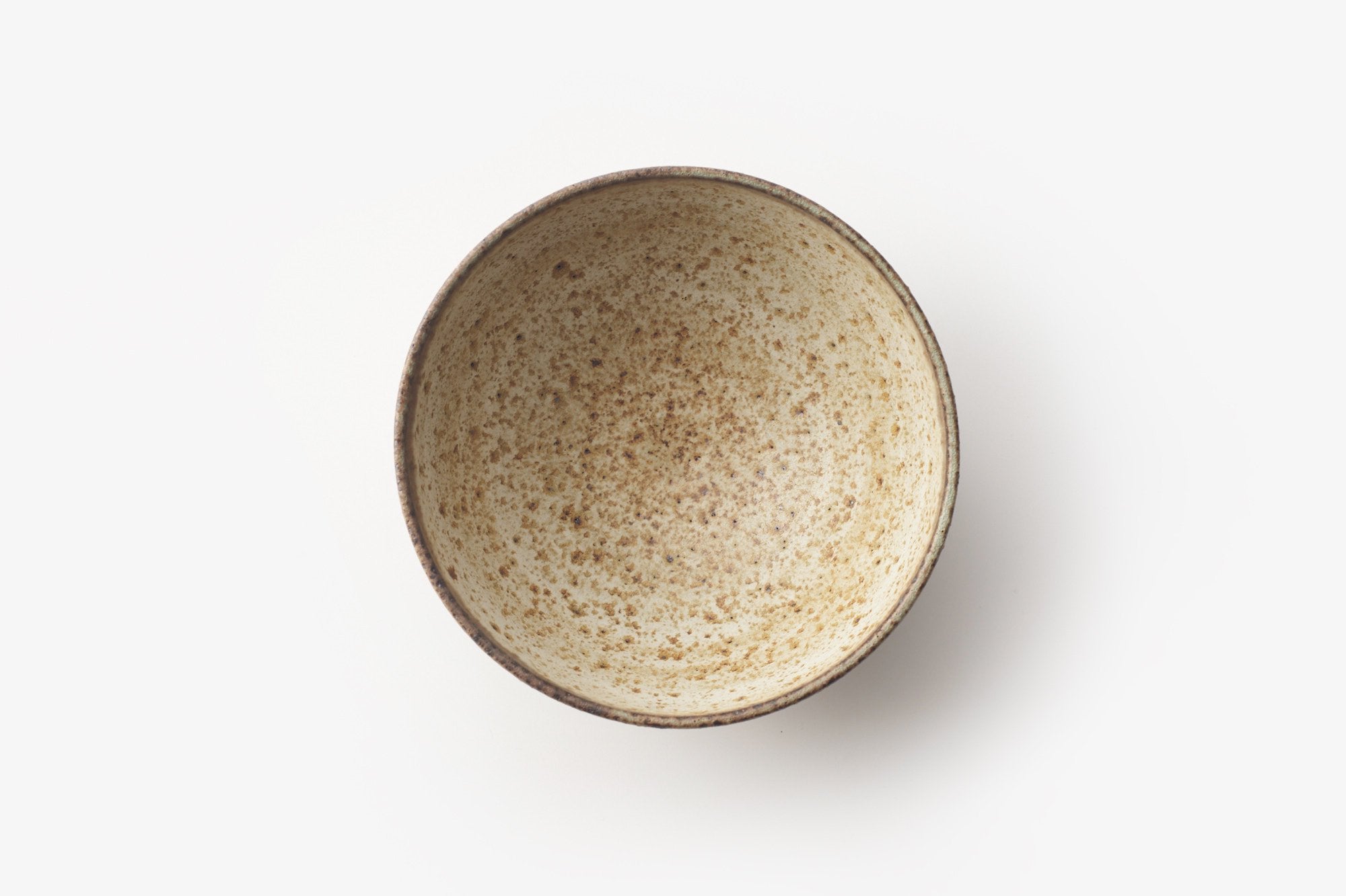 角りわ子/淡草釉茶碗