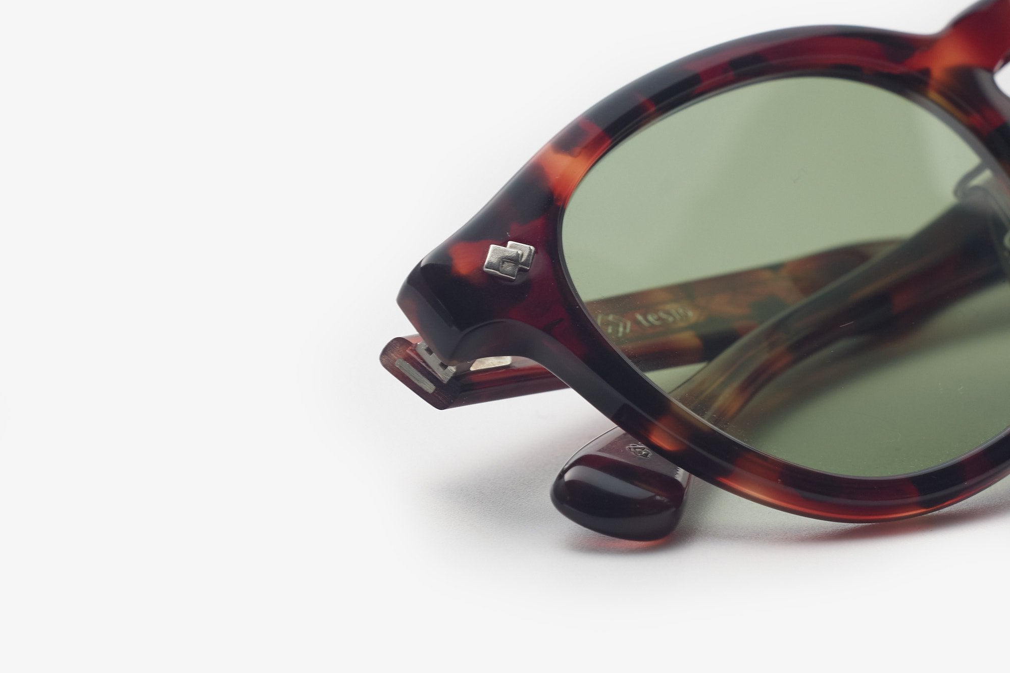 tesio 谷口眼鏡/YAMA