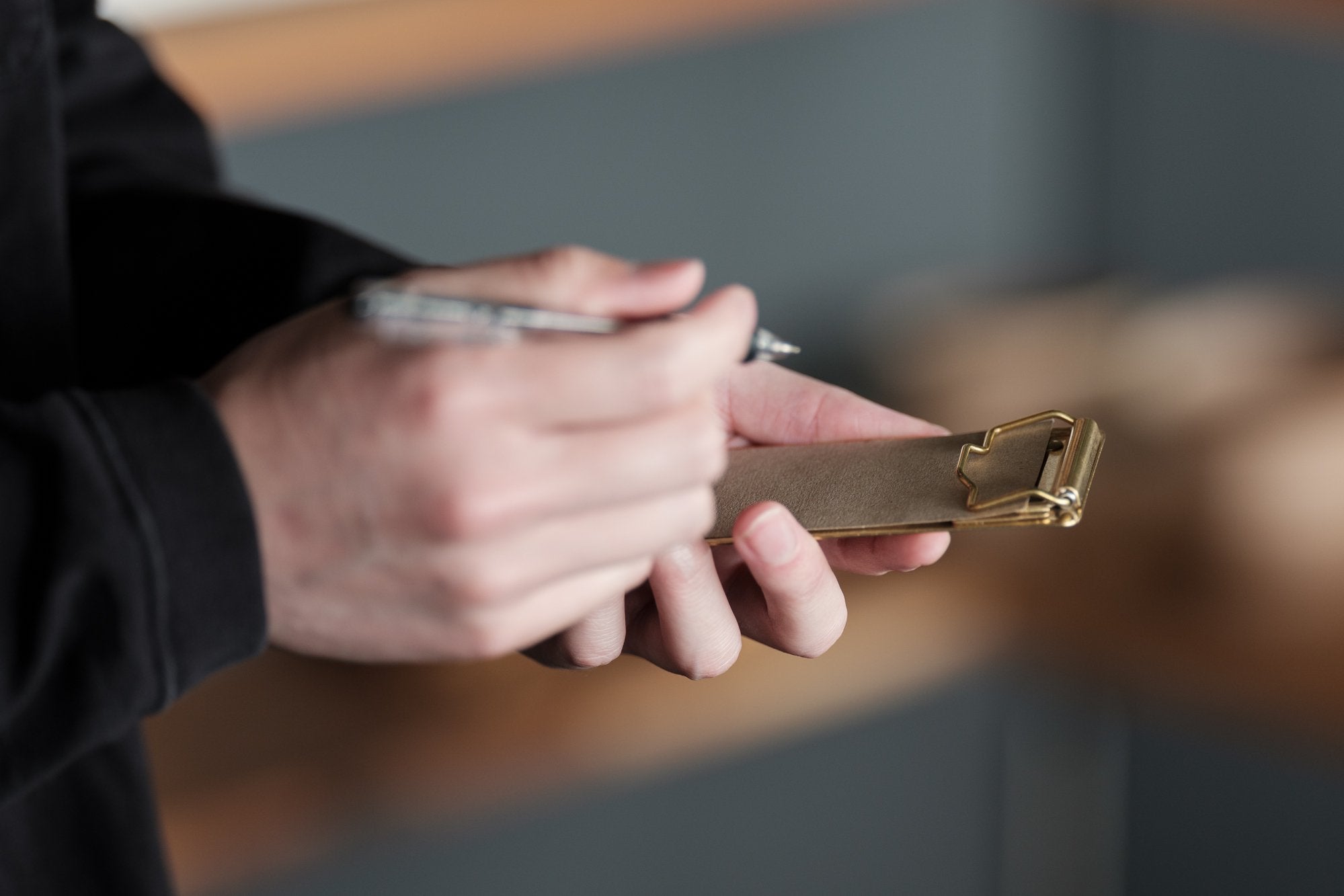 ASEEDONCLOUD/Paper holder