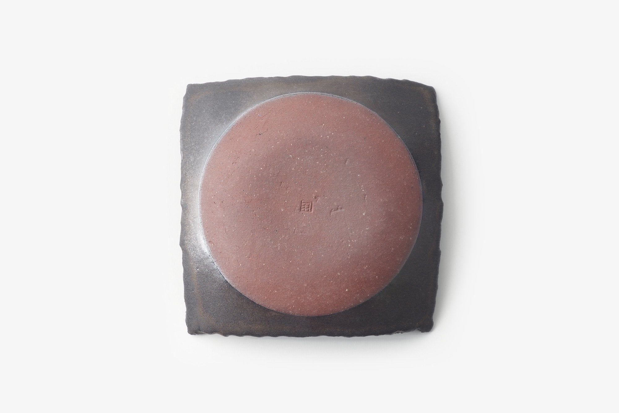 角りわ子/黒釉角皿