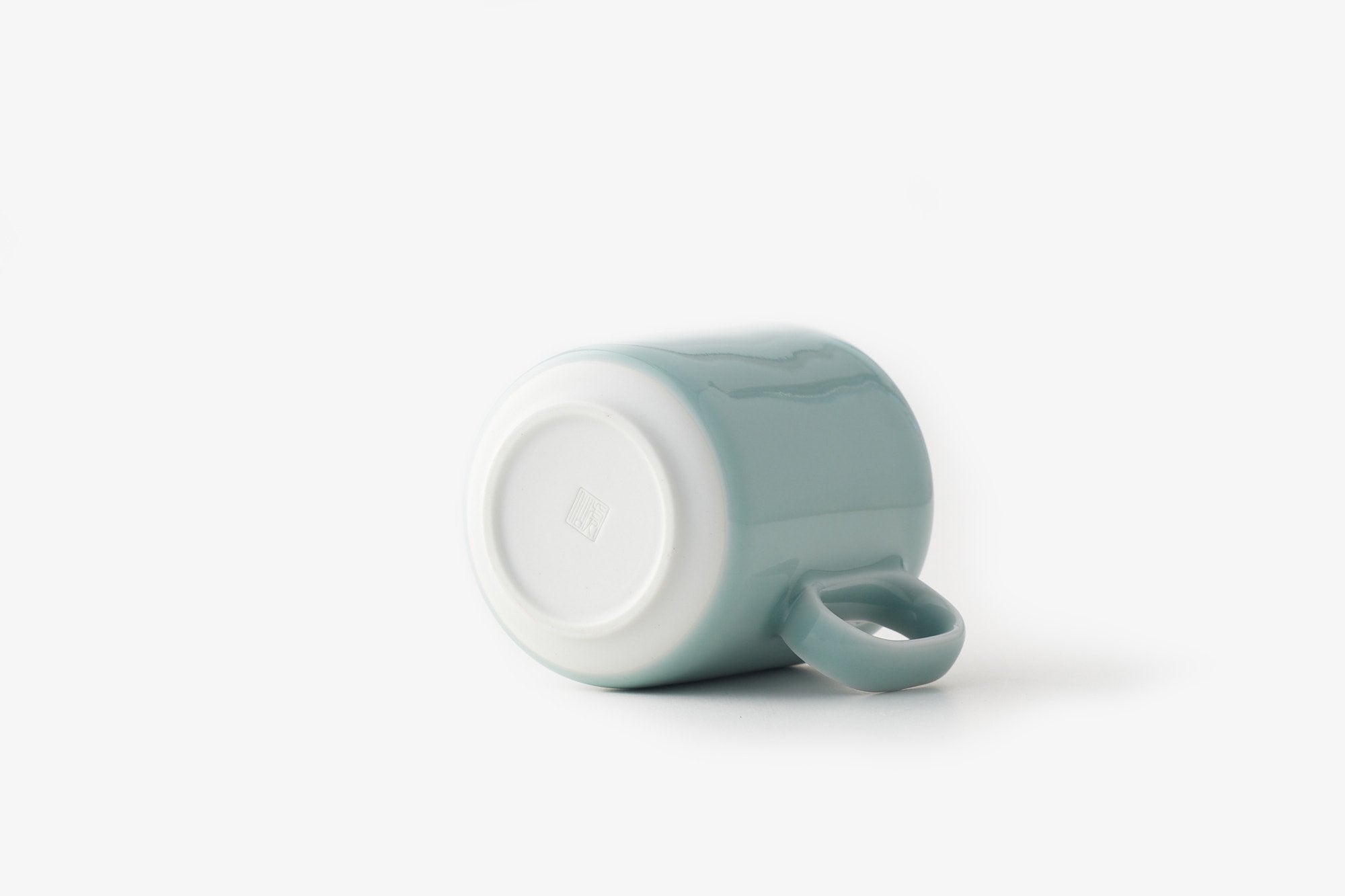 鍋島虎仙窯/マグカップ/鍋島青磁 /乙なもの