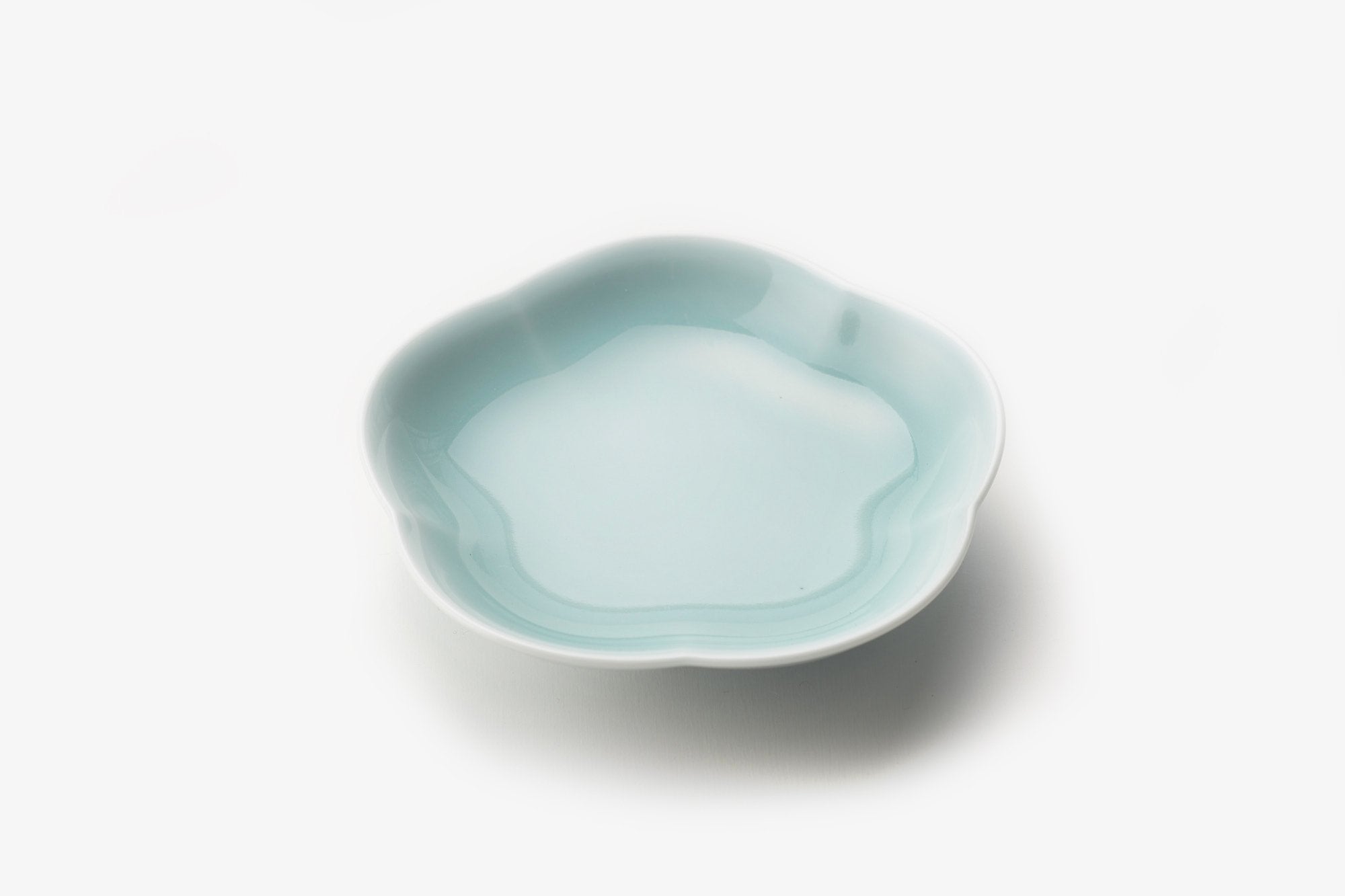 鍋島虎仙窯/高台皿/鍋島青磁 /乙なもの