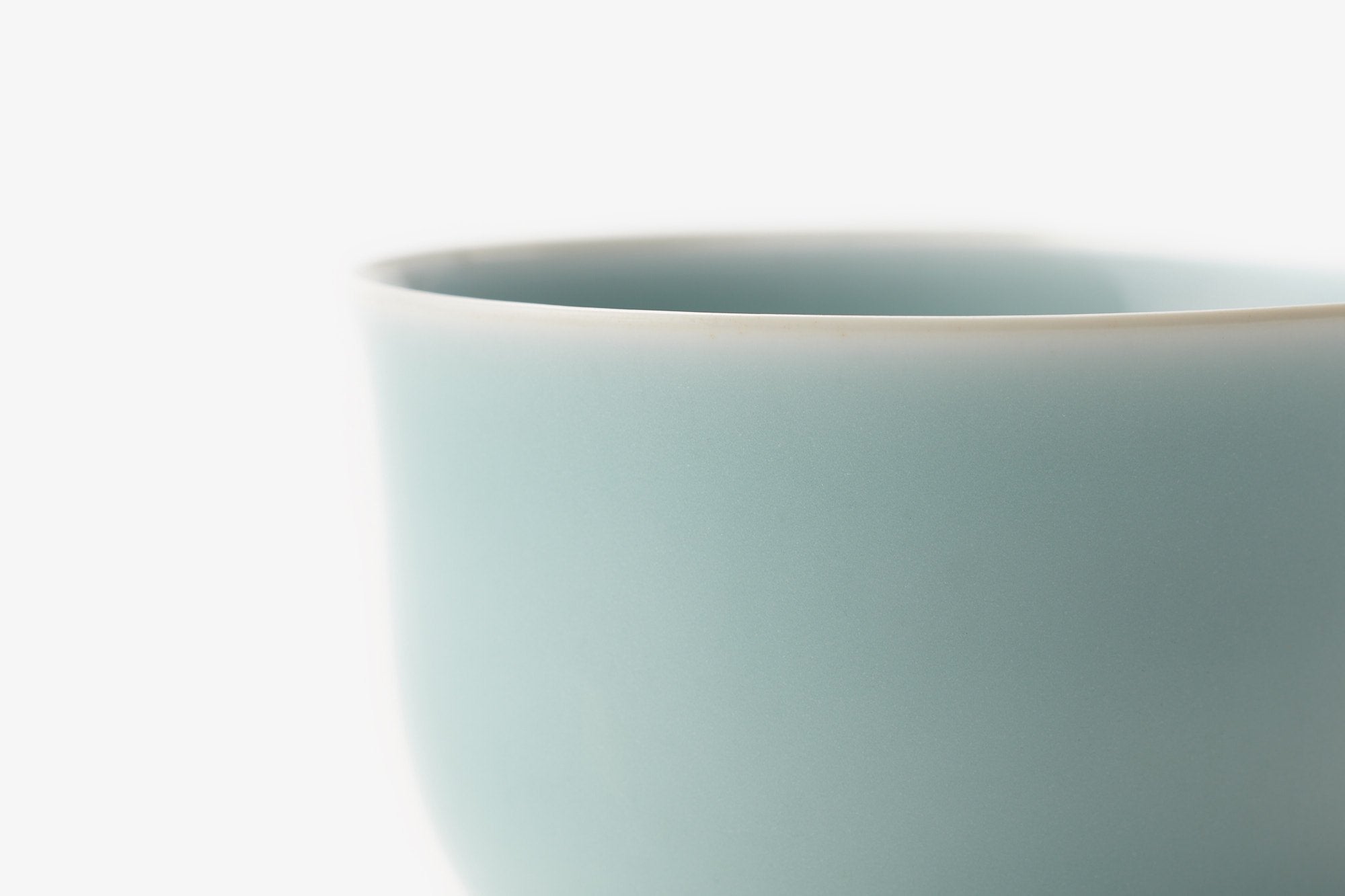 鍋島虎仙窯/ティーカップ/鍋島青磁 /乙なもの