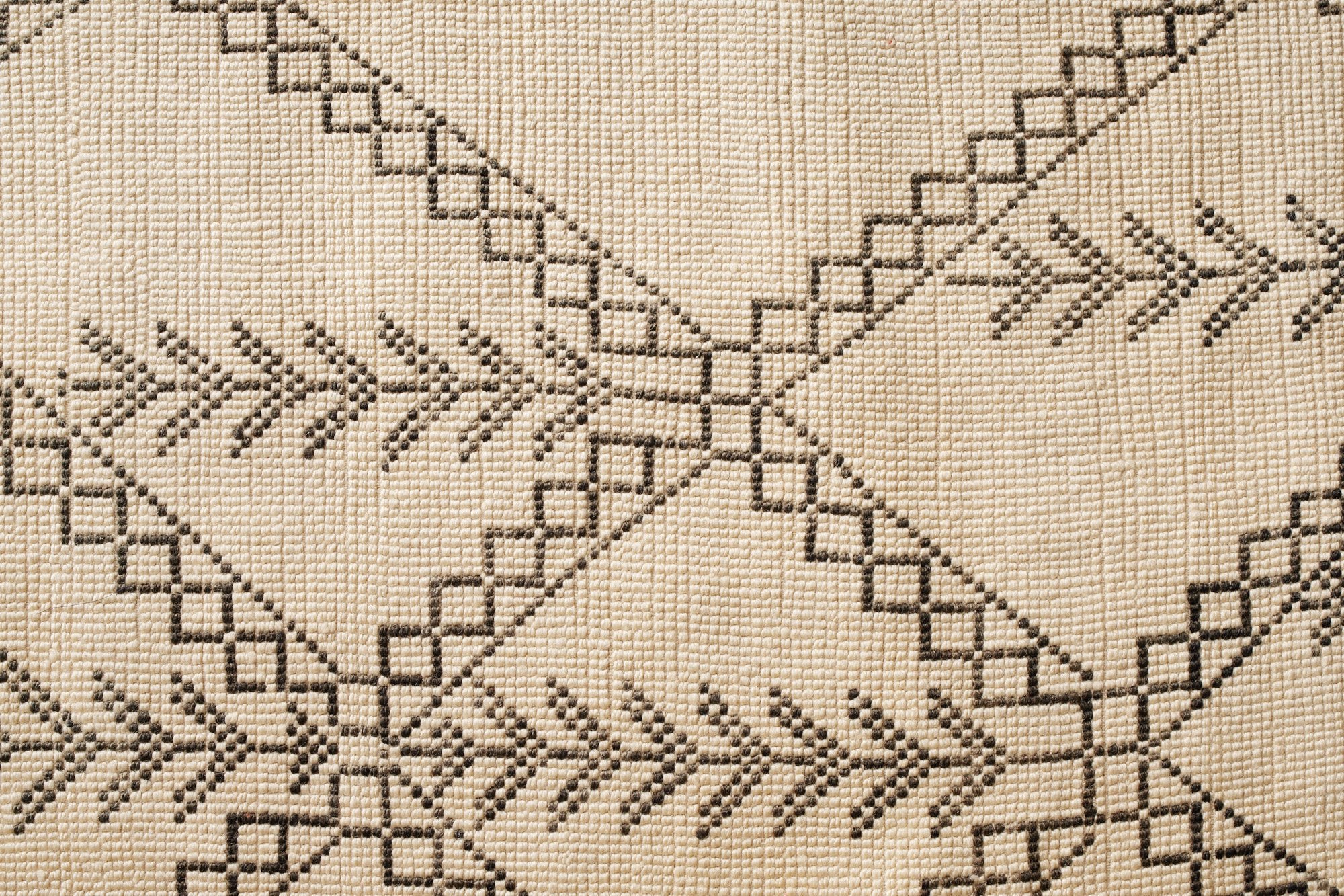 LIGHT YEARS/BENI OUARAIN RUG/187cm × 293cm