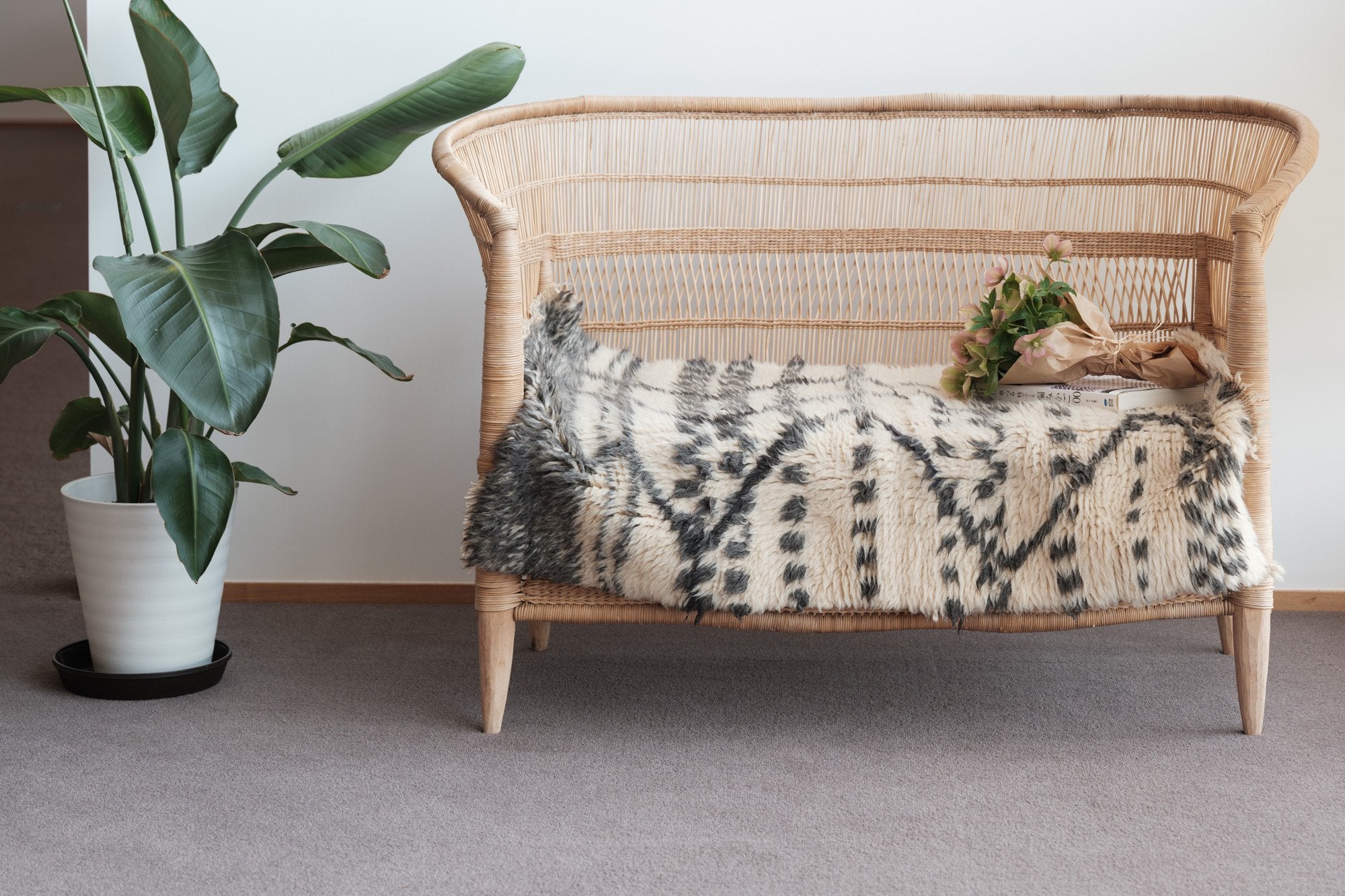 LIGHT YEARS/MRIRT RUG