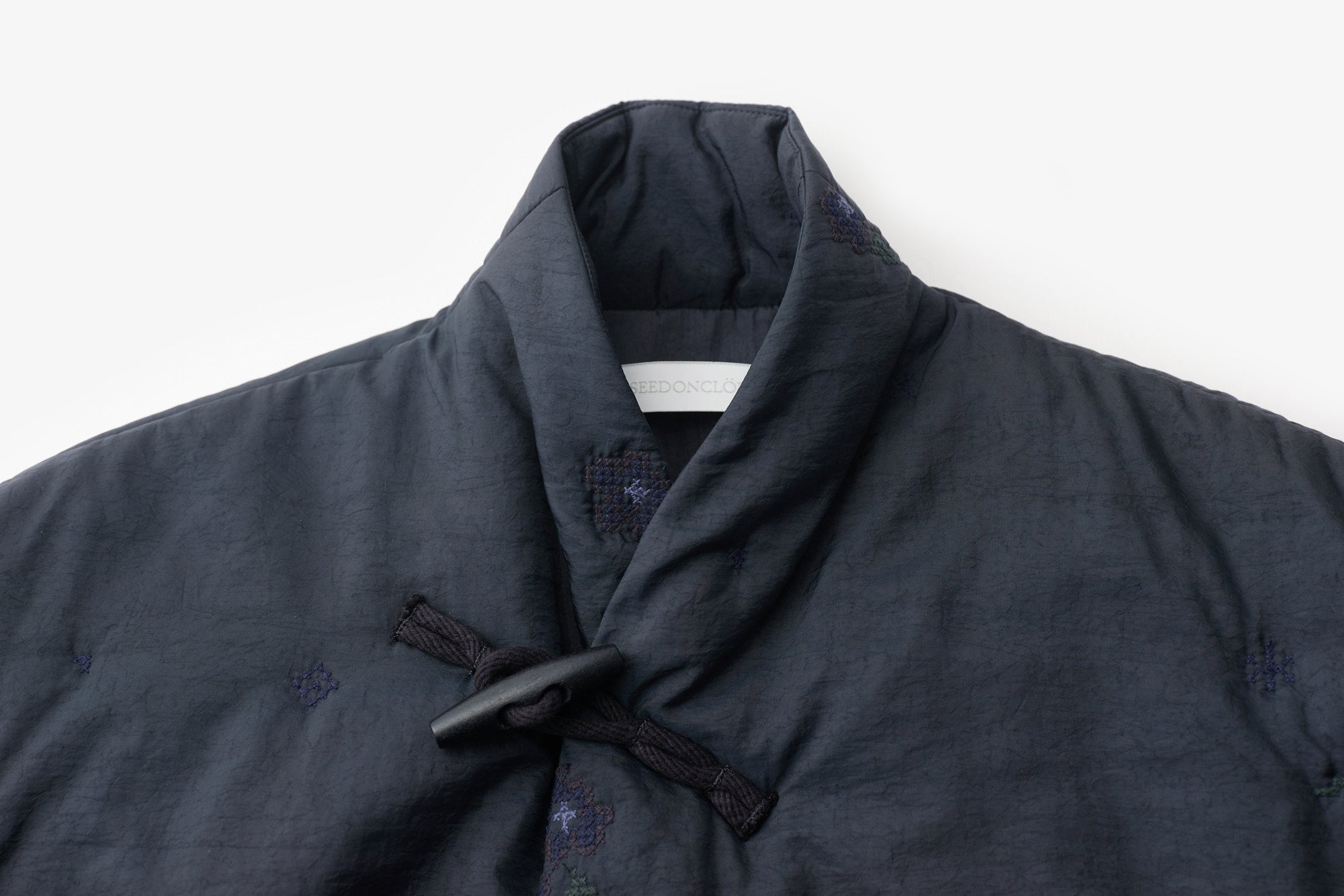 ASEEDONCLOUD/Fog collector's blouson Sankayo embroidery quilt