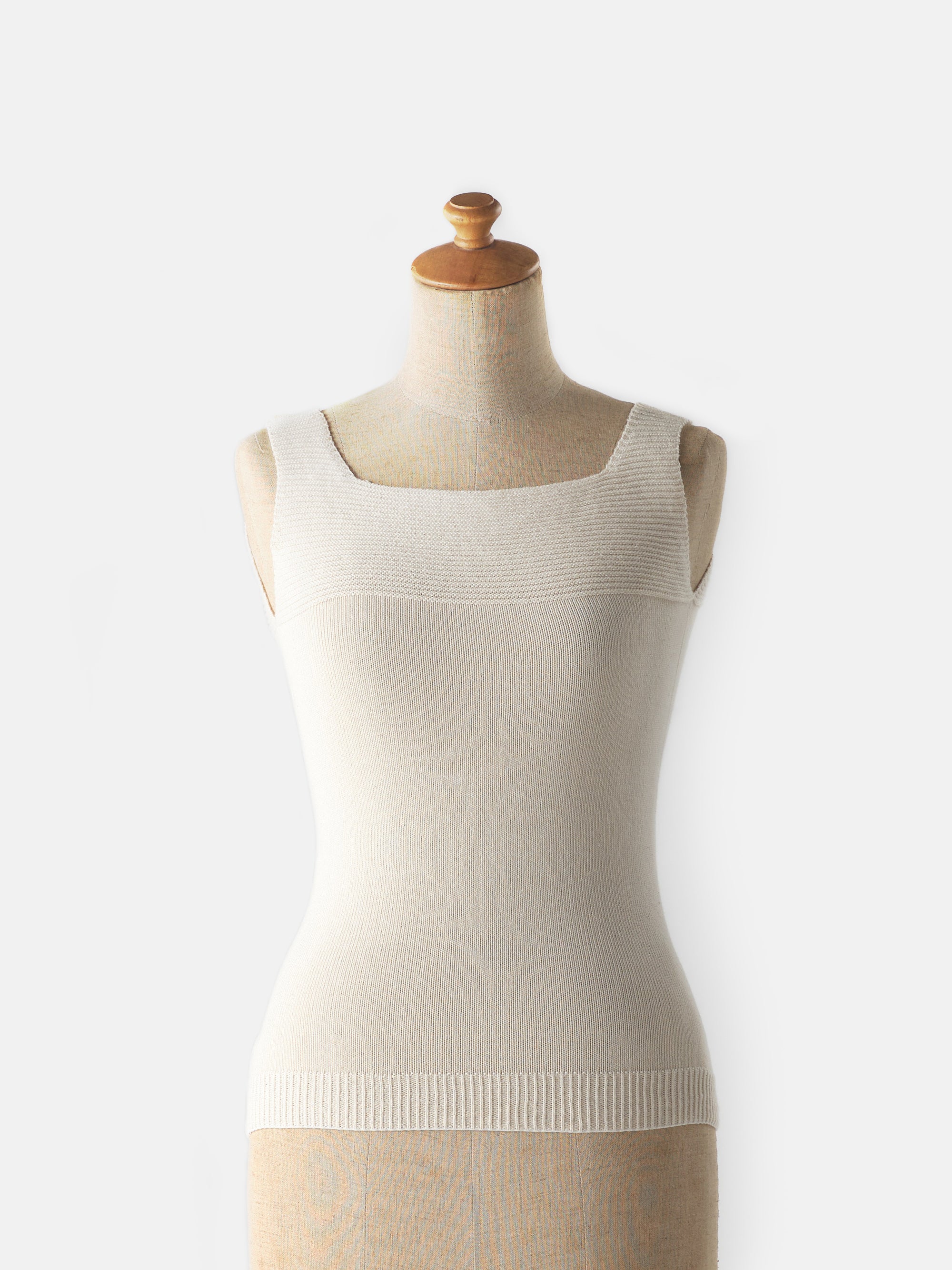 わざわざ/着心地を追求したキャミソール