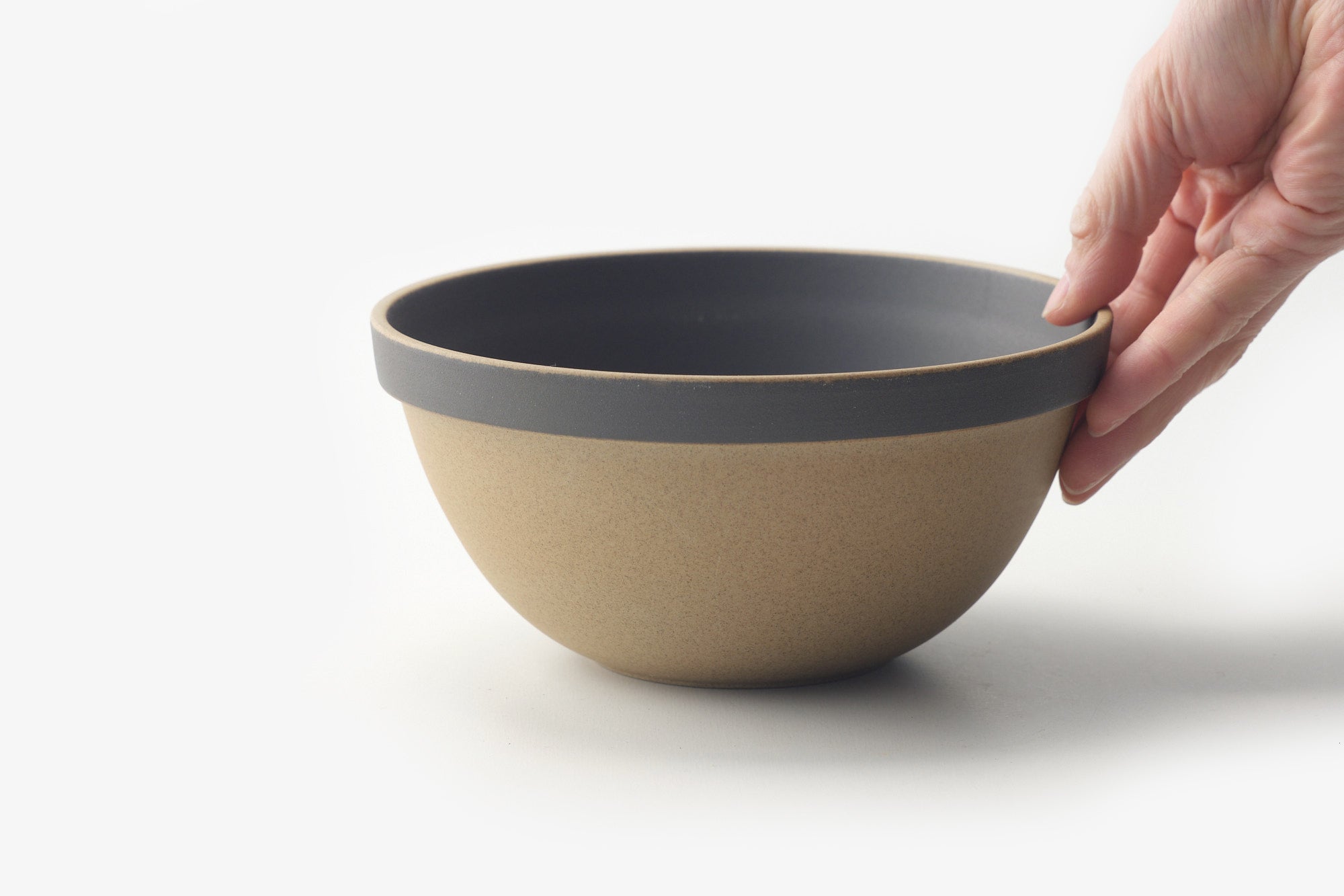 HASAMI PORCELAIN/ディープラウンドボウル/18.5cm/乙なもの