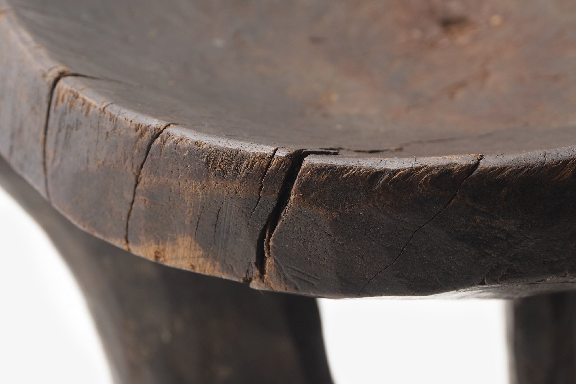 LIGHT YEARS/OROMO STOOL
