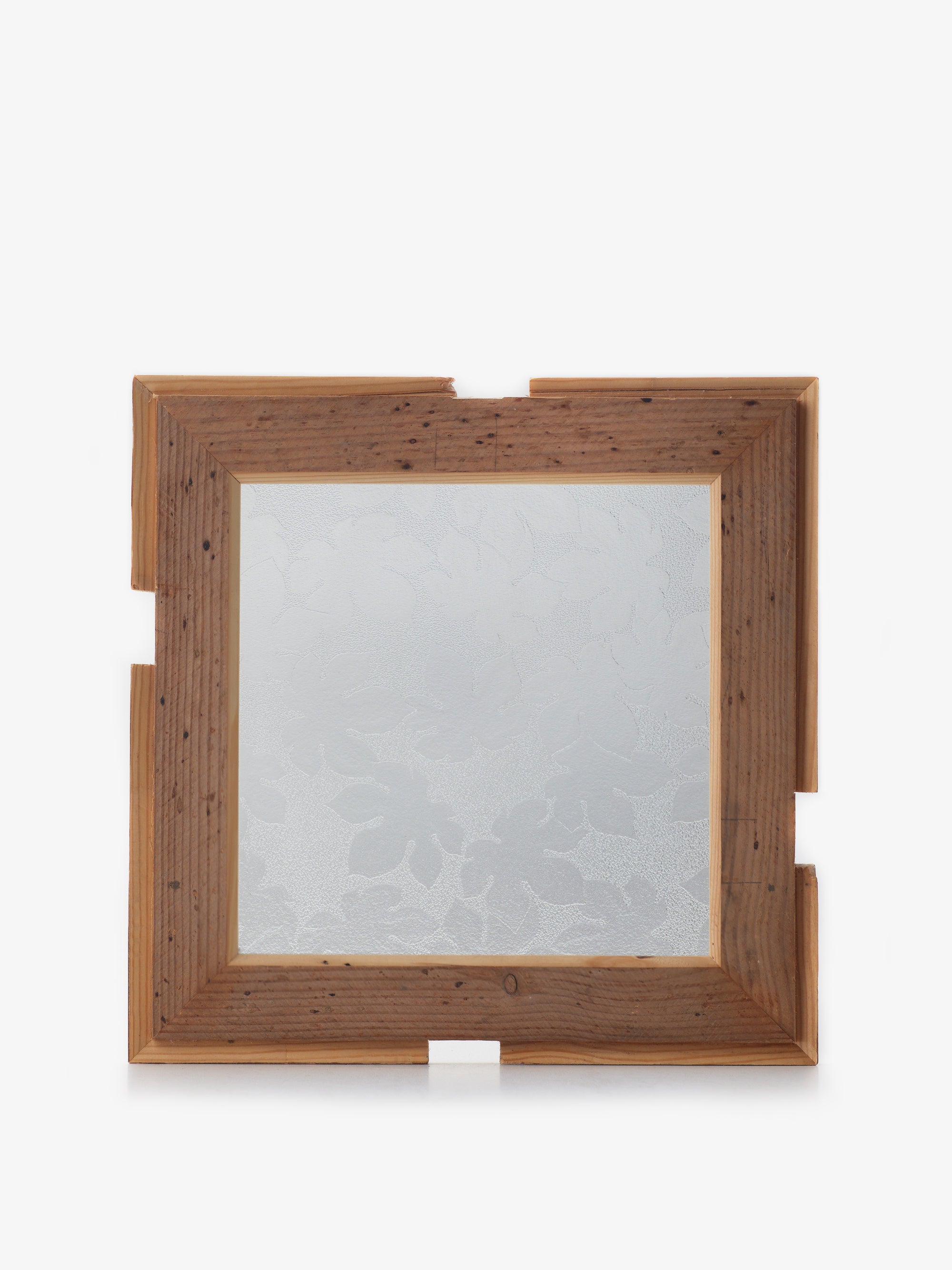 Rebuilding Center JAPAN/古材フレーム