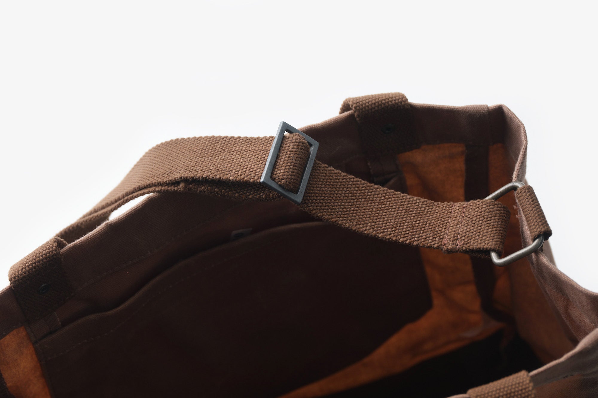 BAREBONES/ニーラム/マーケットトート