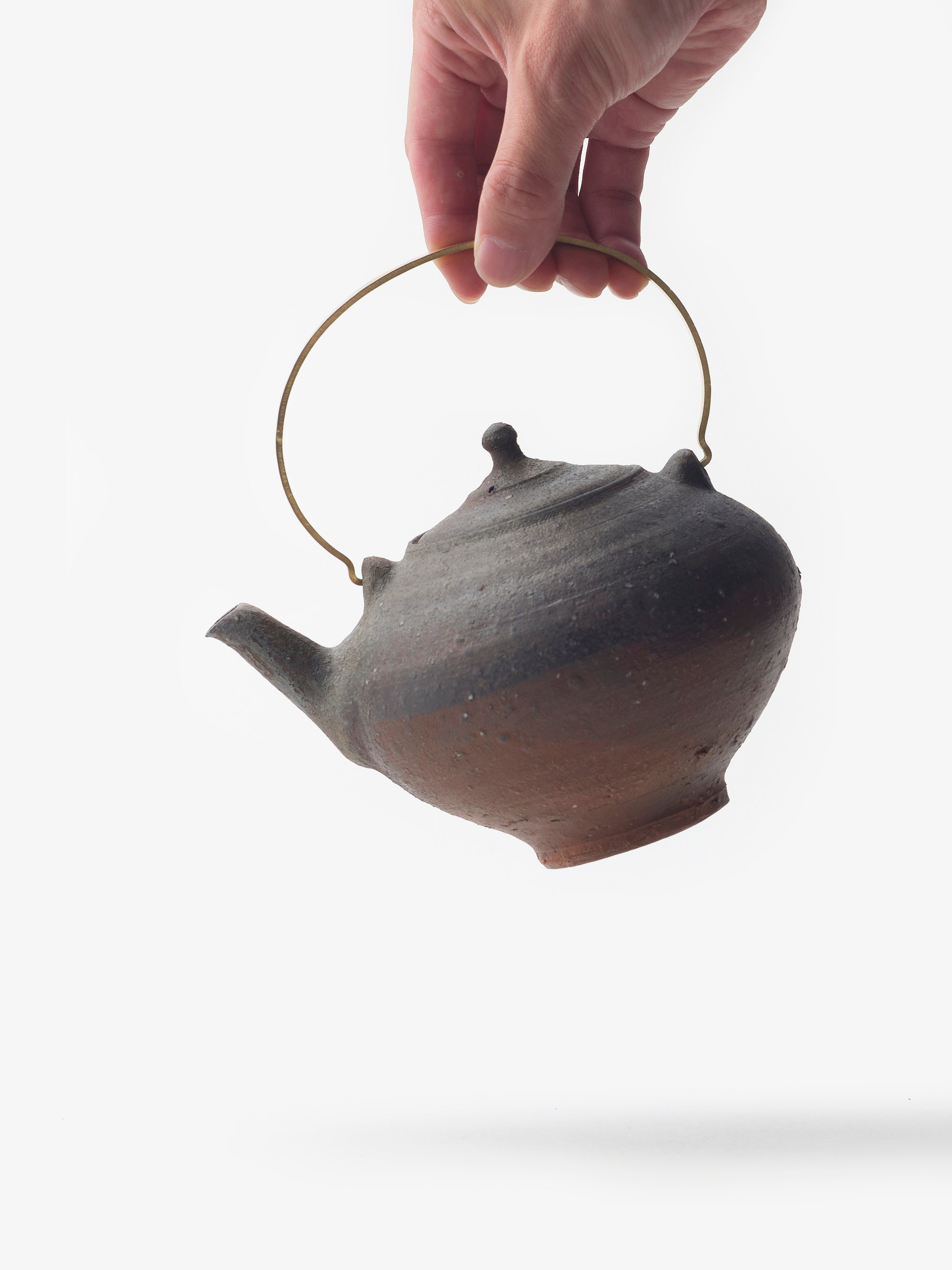 境知子/南蛮焼締/真ちゅうハンドル土瓶