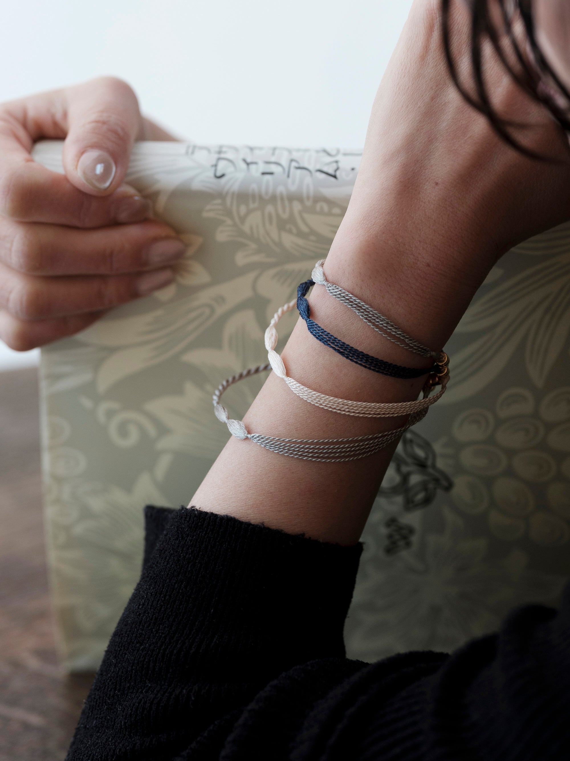 Hue Rain/結いのブレスレット