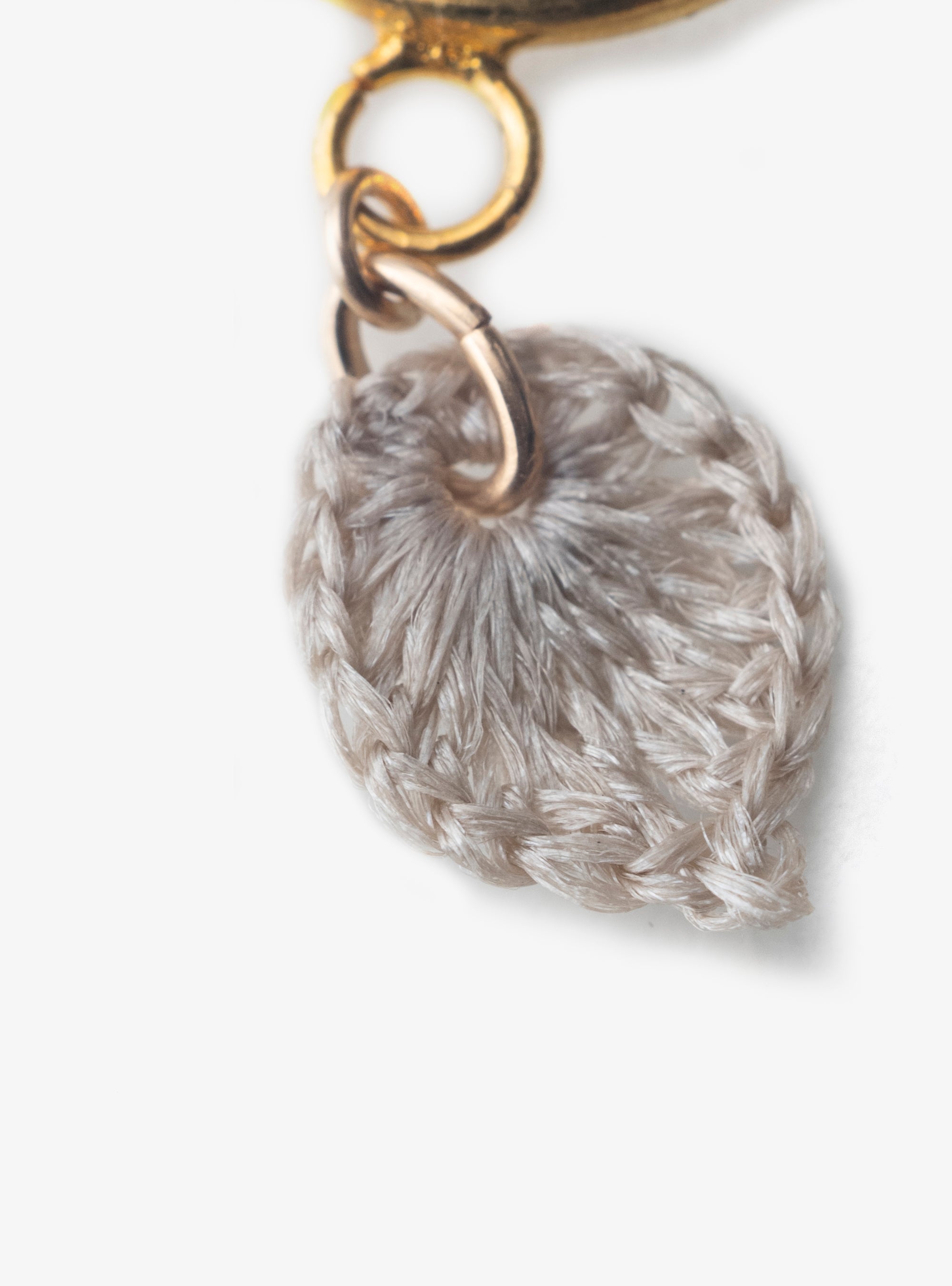 Hue Rain/一葉の耳飾り