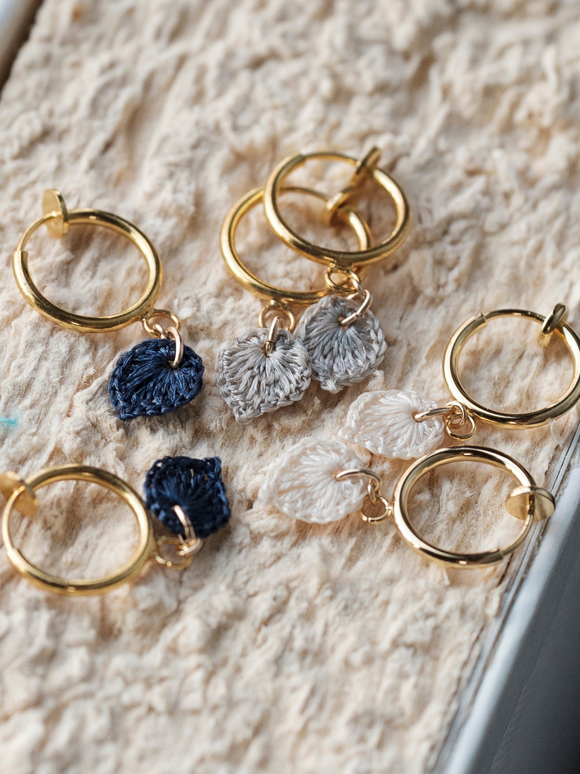 Hue Rain/一葉の耳飾り