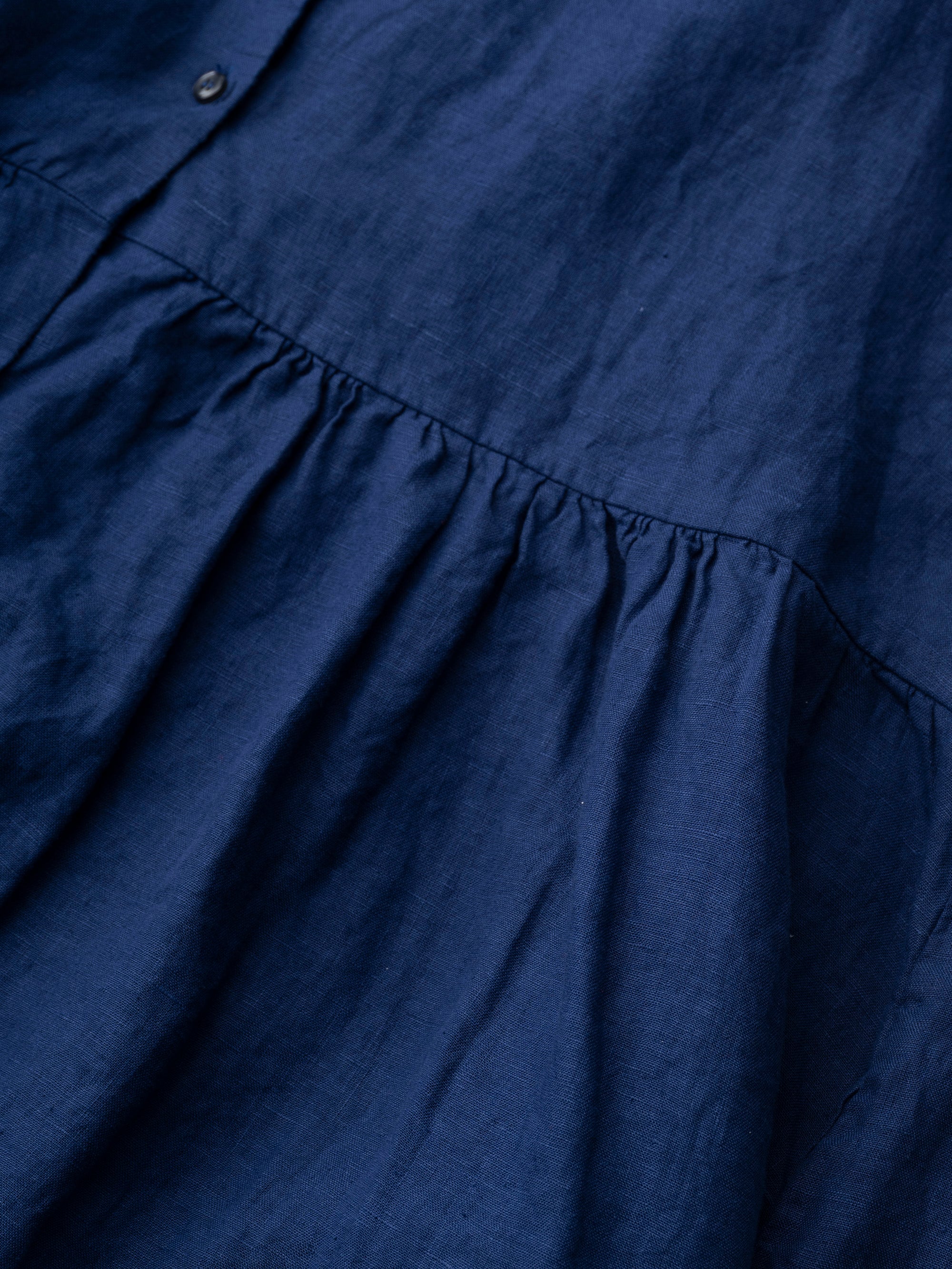 Honnete/Open Collar Gathered Dress
