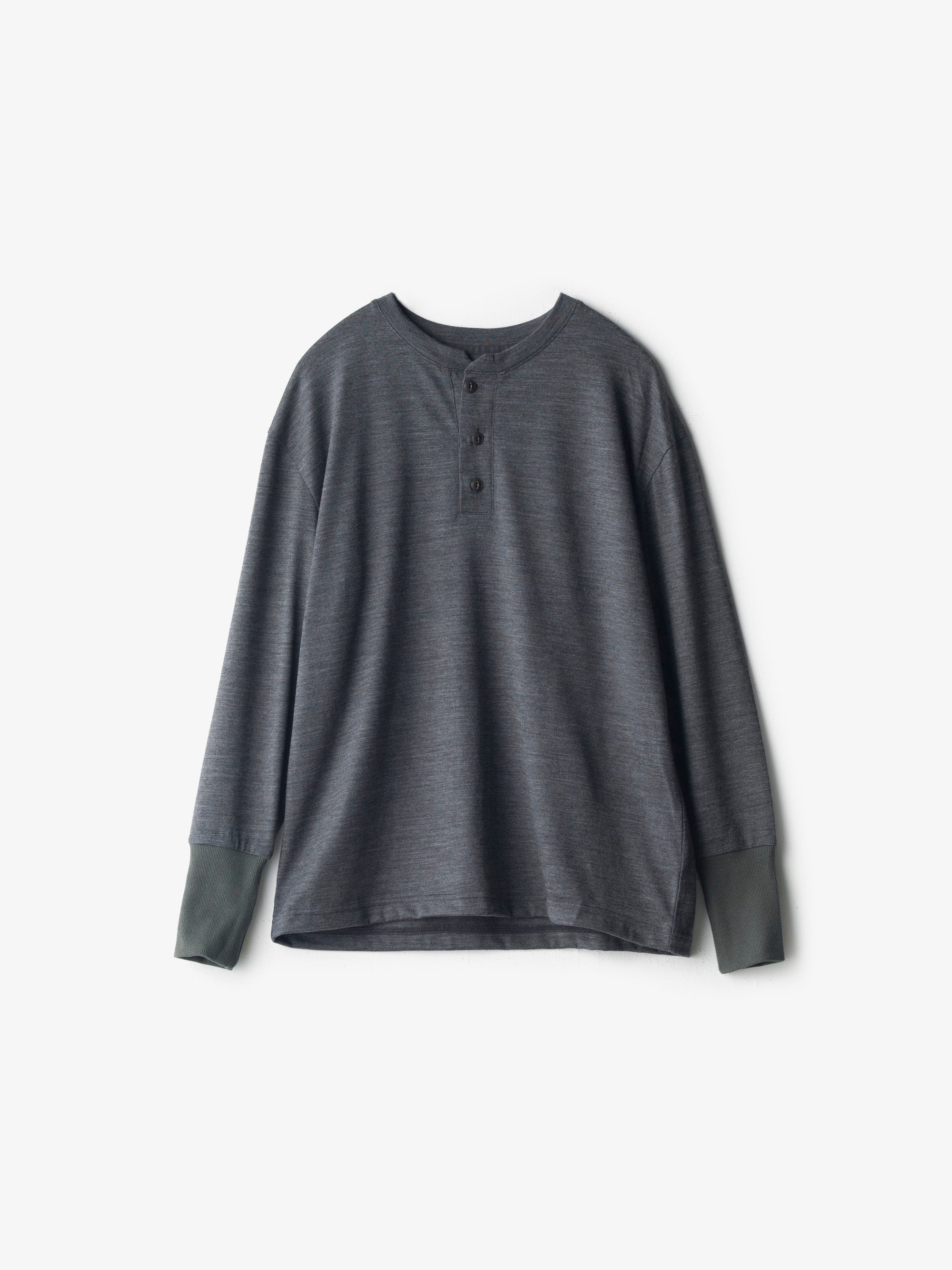 メリノウール ヘンリーネックTシャツ｜MUYA