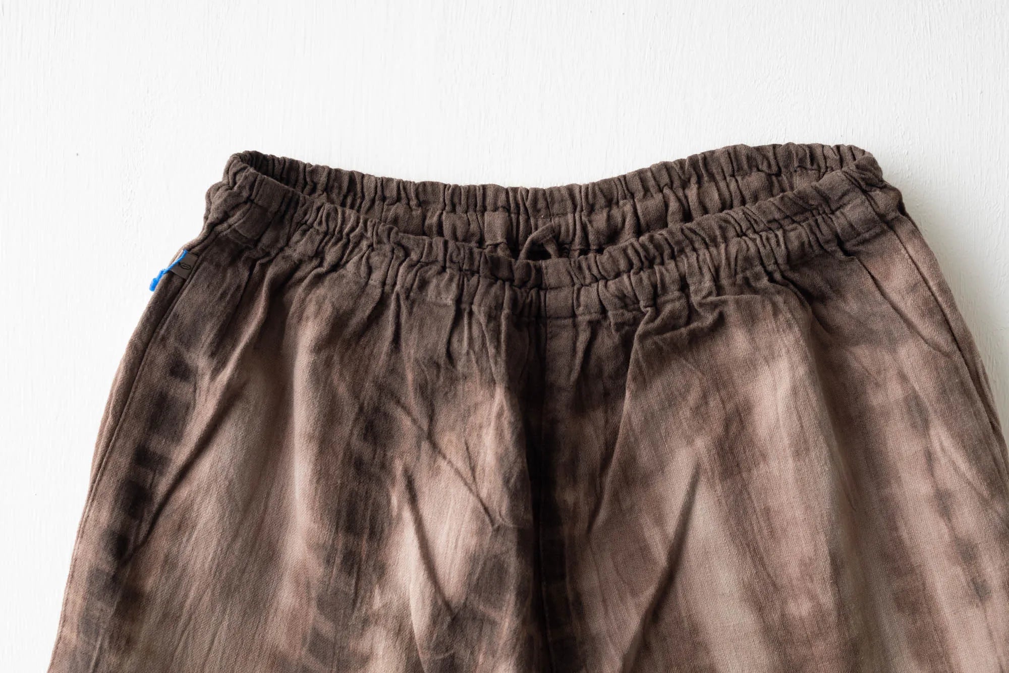 うなぎの寝床/産地コラボもんぺ/原絹織物/泥絞り