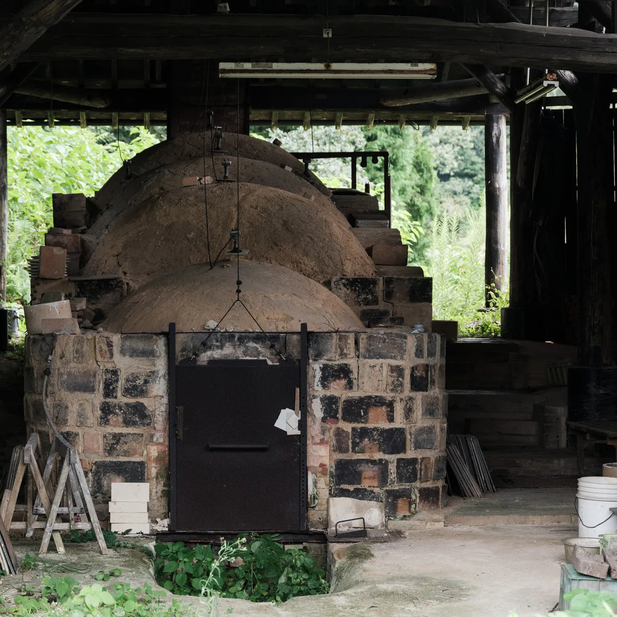 トラ虎猫焼物置物 鍋島大川内焼 代表作品 江戸期 献上の一品 トラ虎猫 トラ虎猫焼物置物 鍋島大川内焼 代表作品 江戸期 献上の一品 トラ虎猫