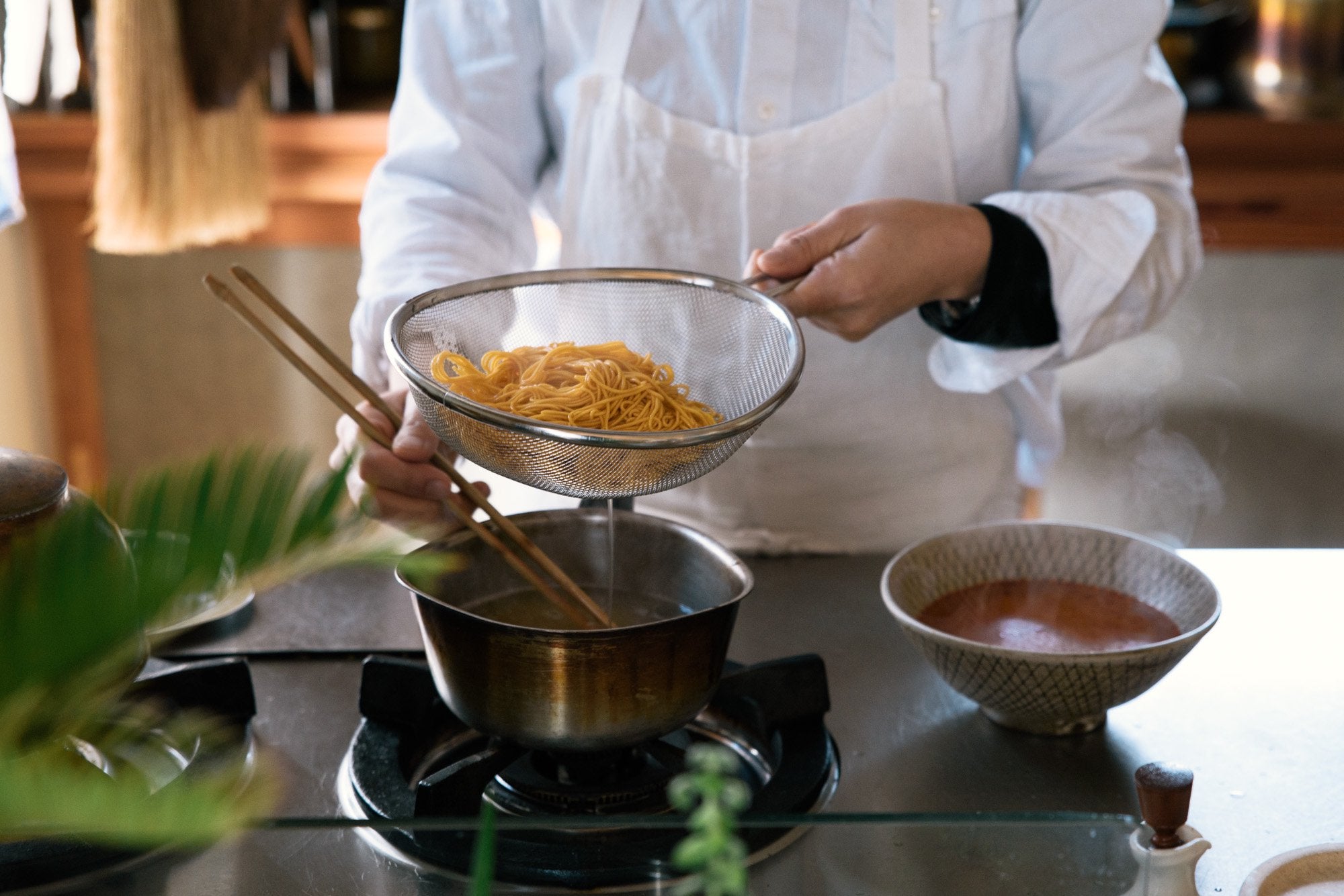 鳥志商店/激辛ラーメン朱