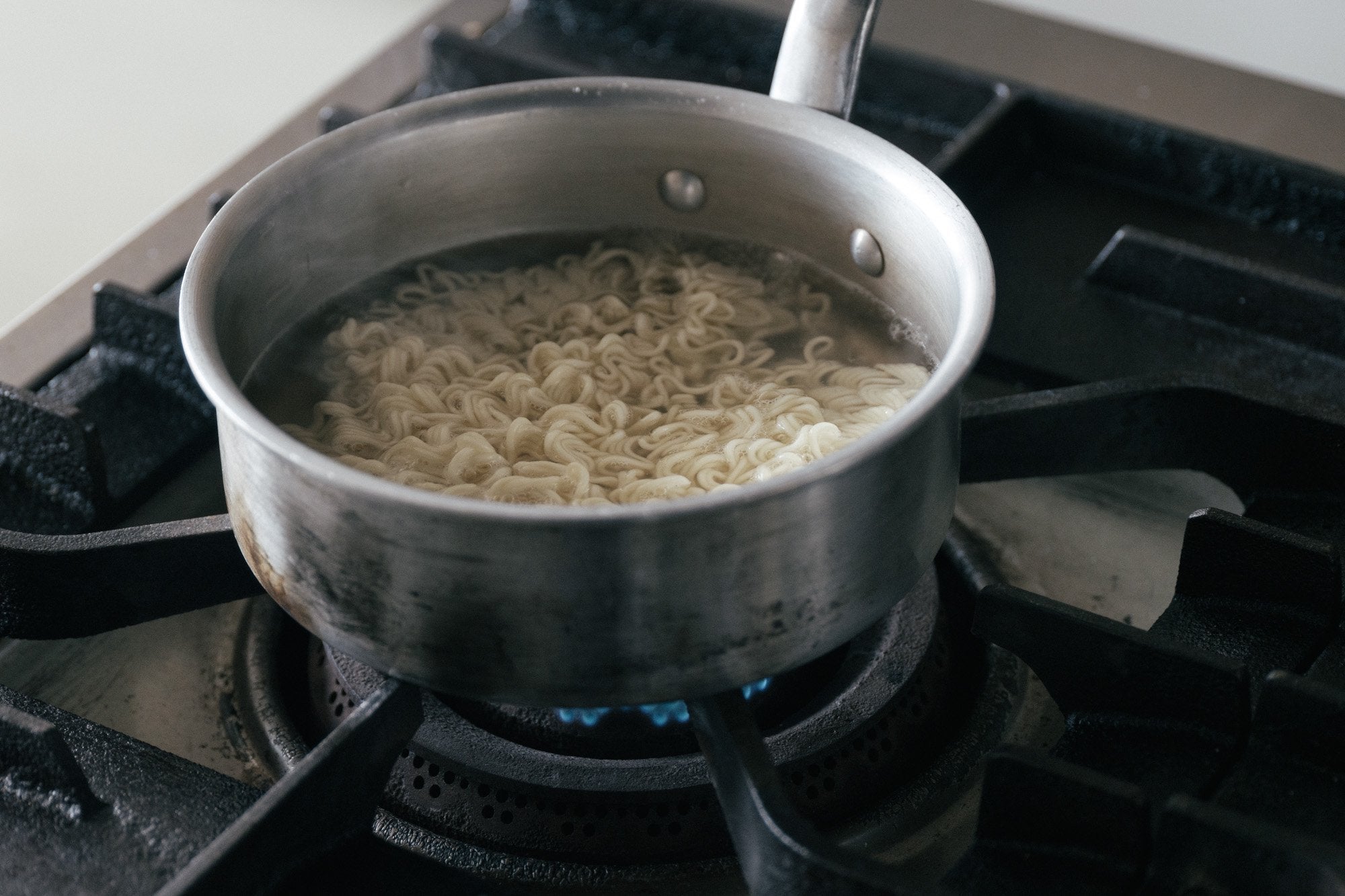 創健社/酸辣湯麺