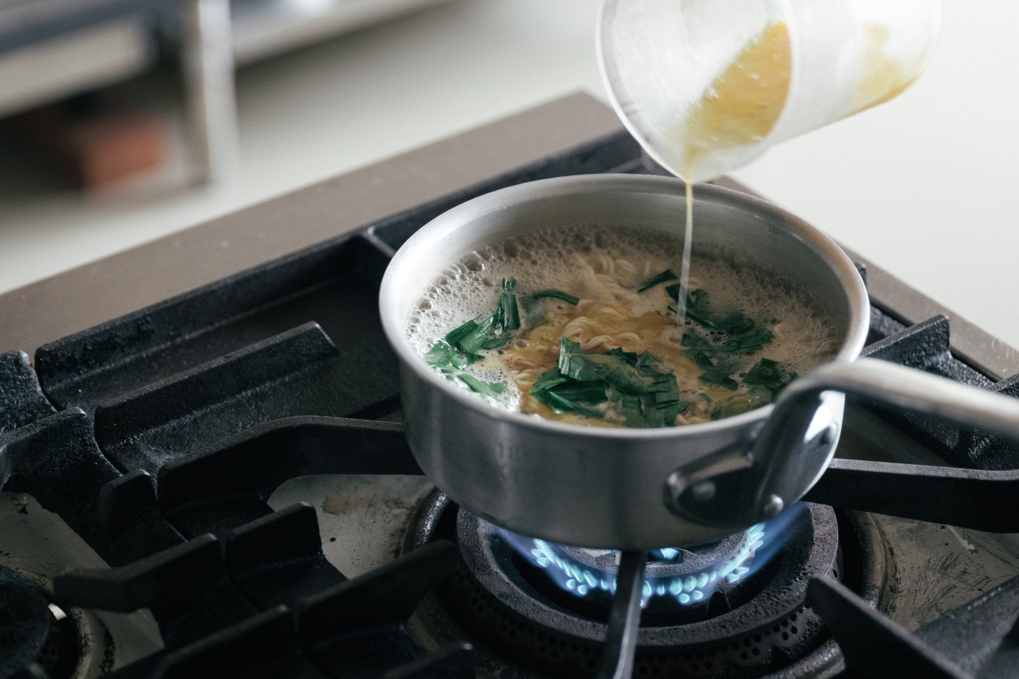 創健社/酸辣湯麺