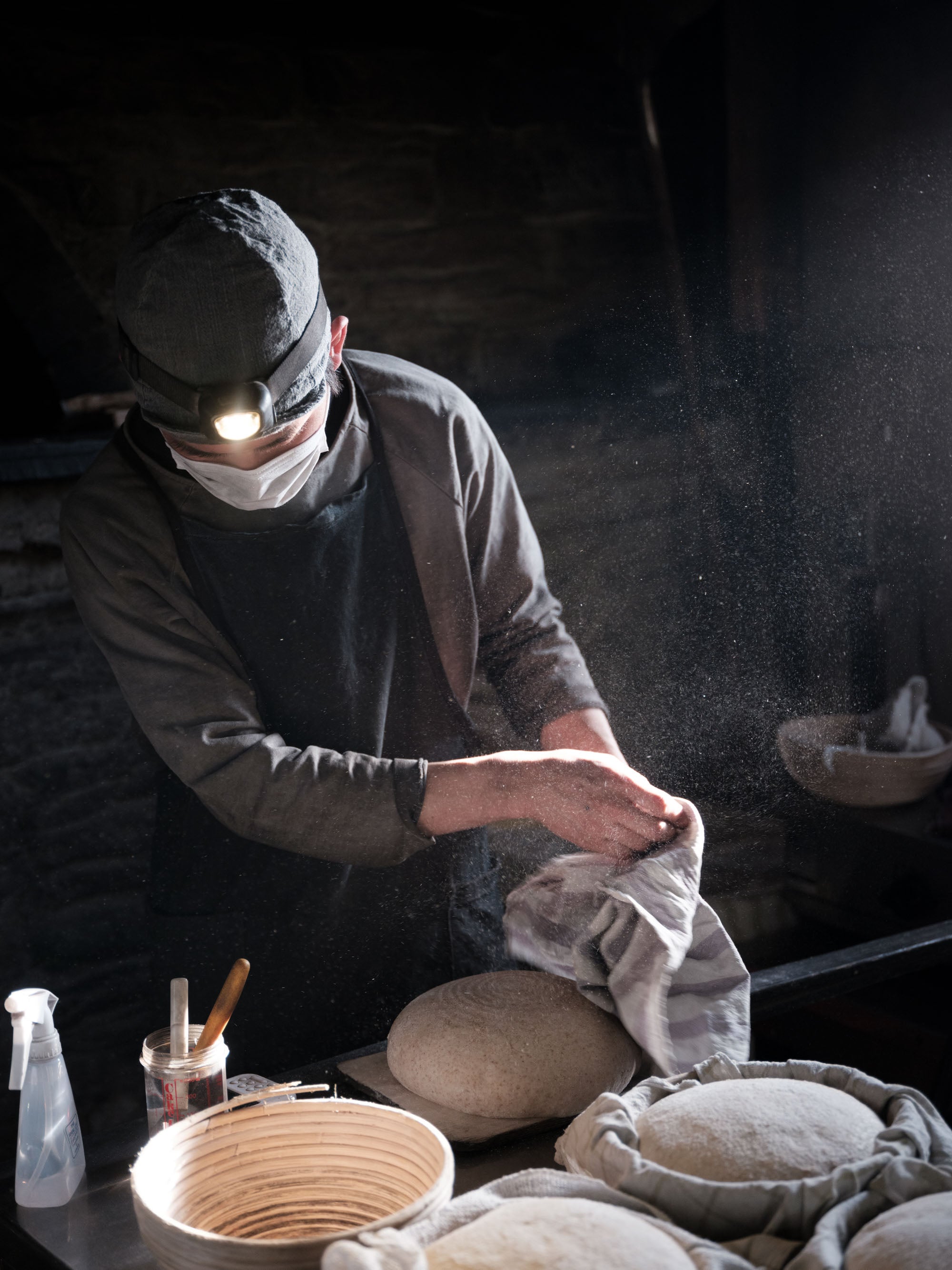 わざわざ パン屋のTシャツ ネイビー サイズ2 わざわざオンラインストア