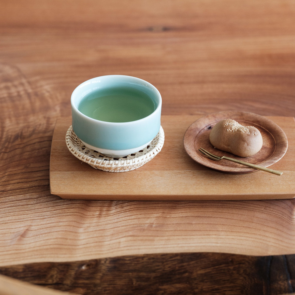鍋島青磁 煎茶碗｜鍋島虎仙窯