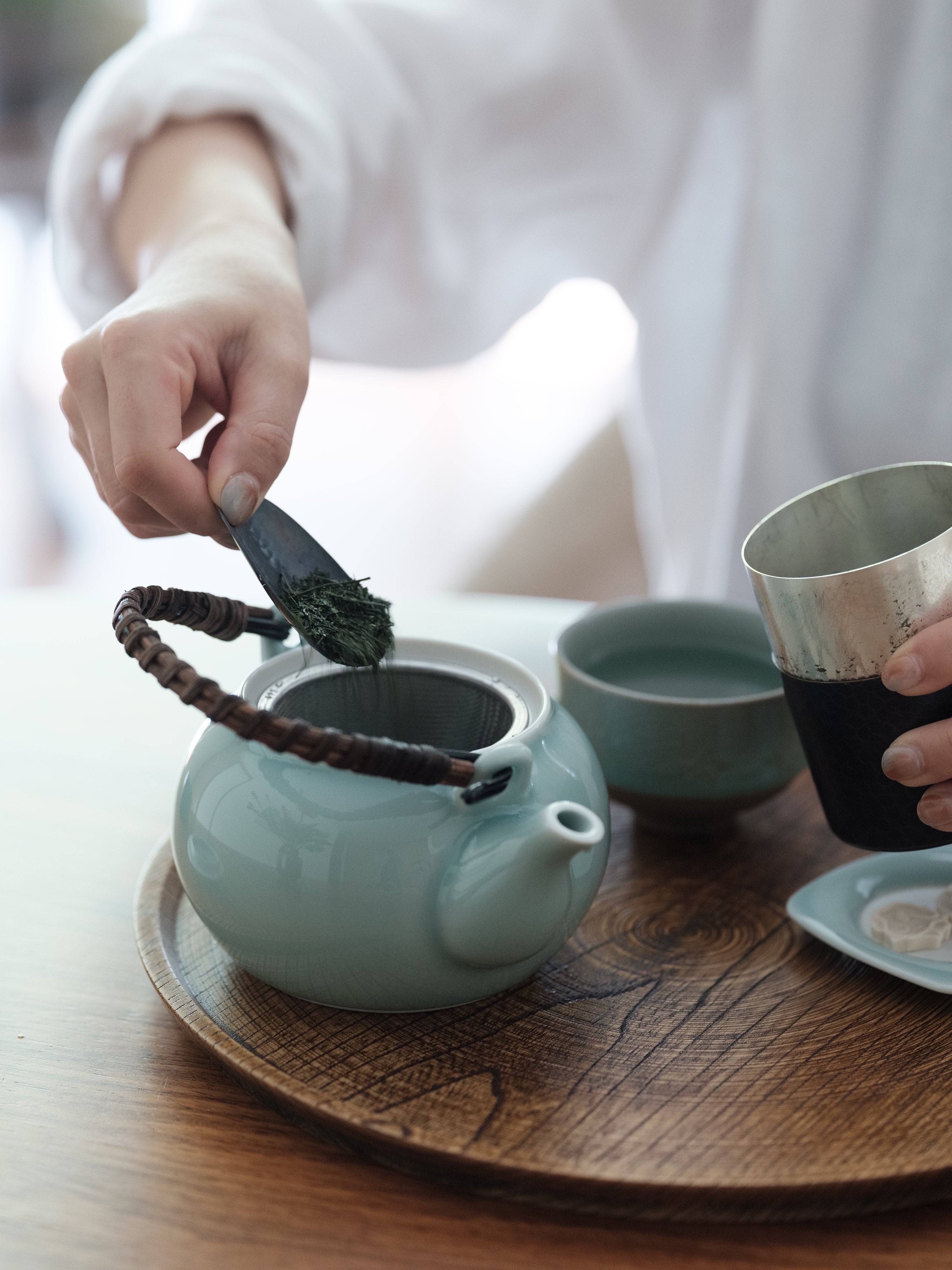 鍋島青磁 土瓶｜鍋島虎仙窯