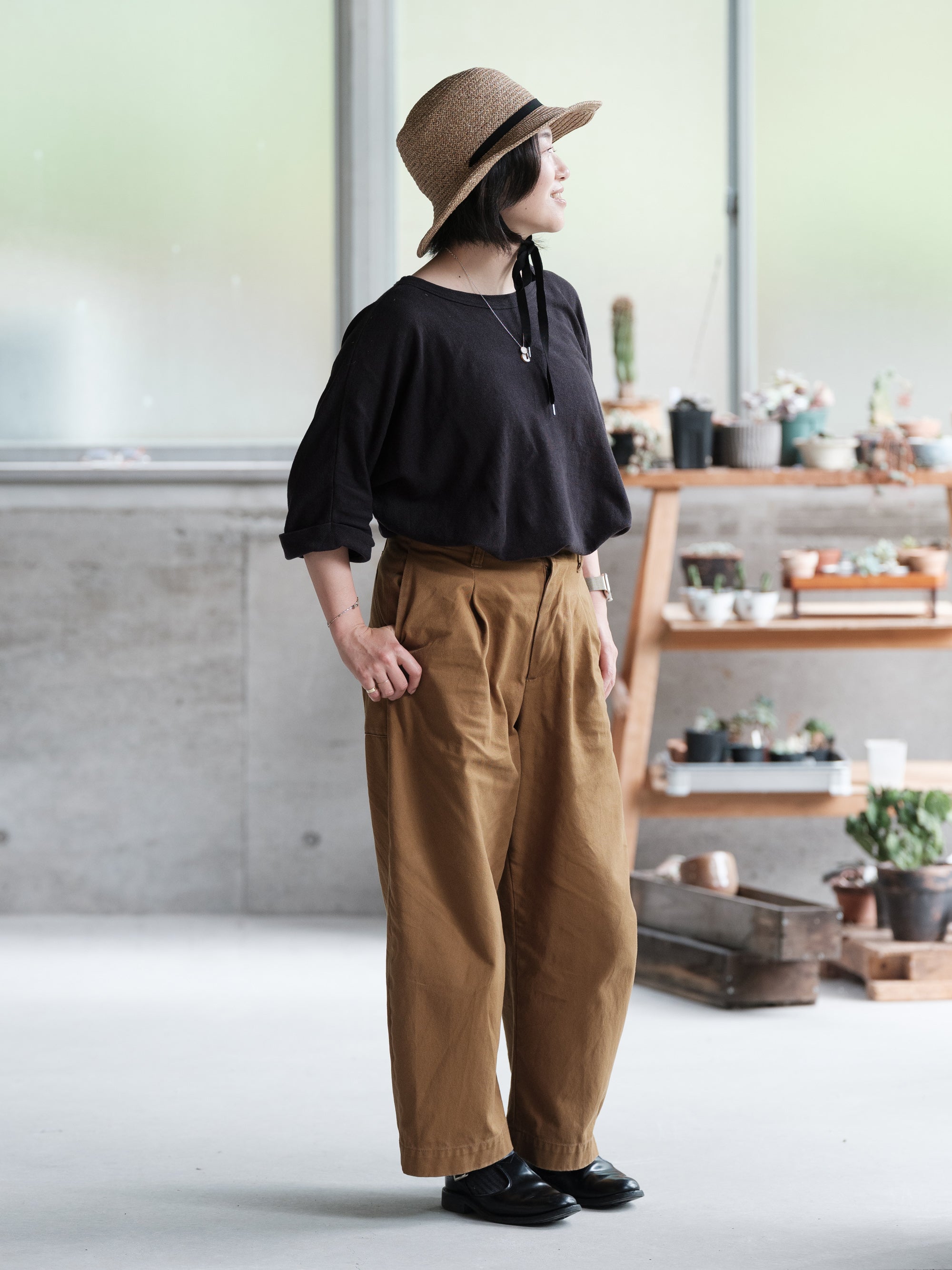 ASEEDONCLOUD/HW wide trousers/Duck Camel