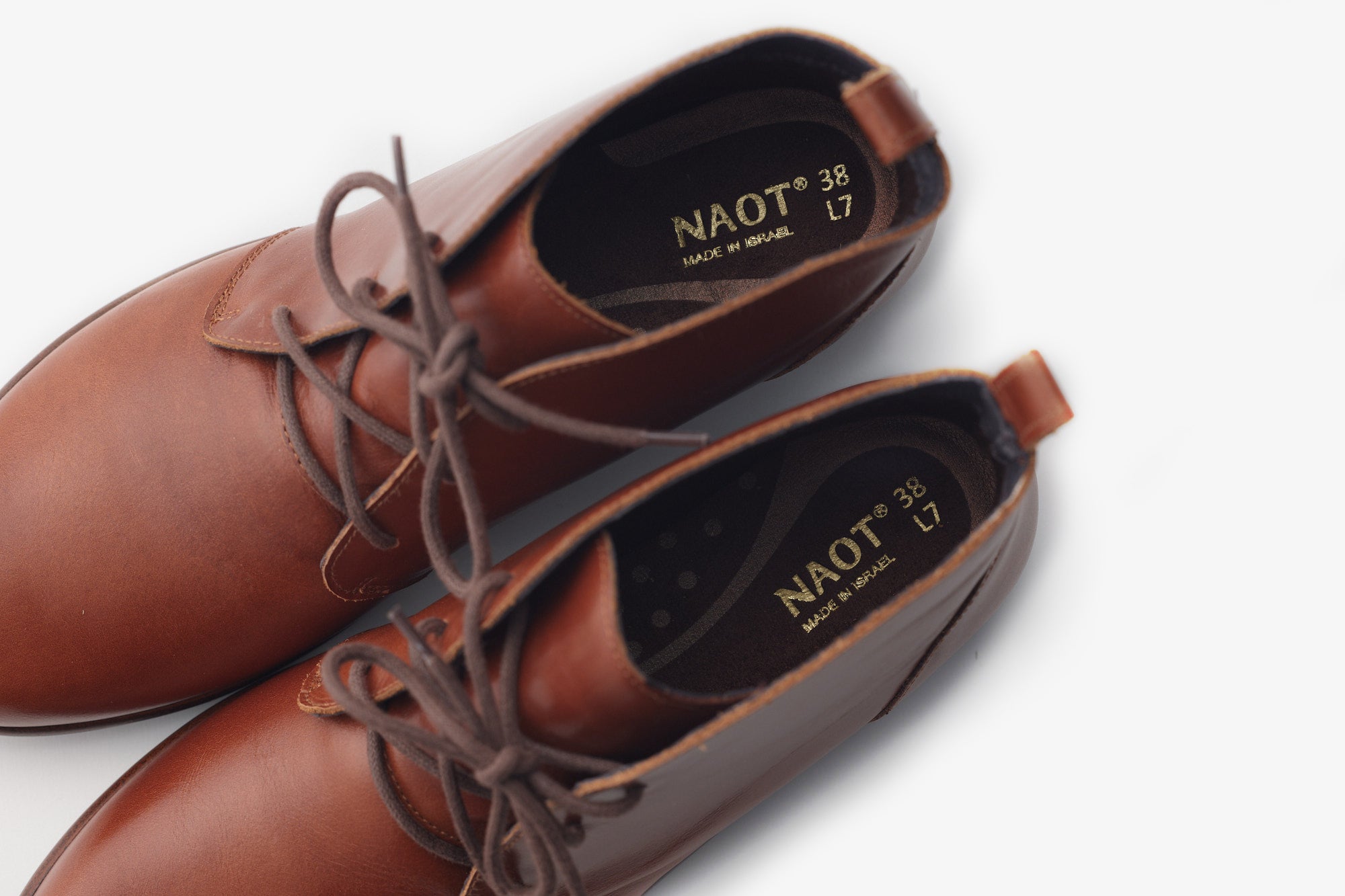 NAOT/LEVANTO/Maple Brown