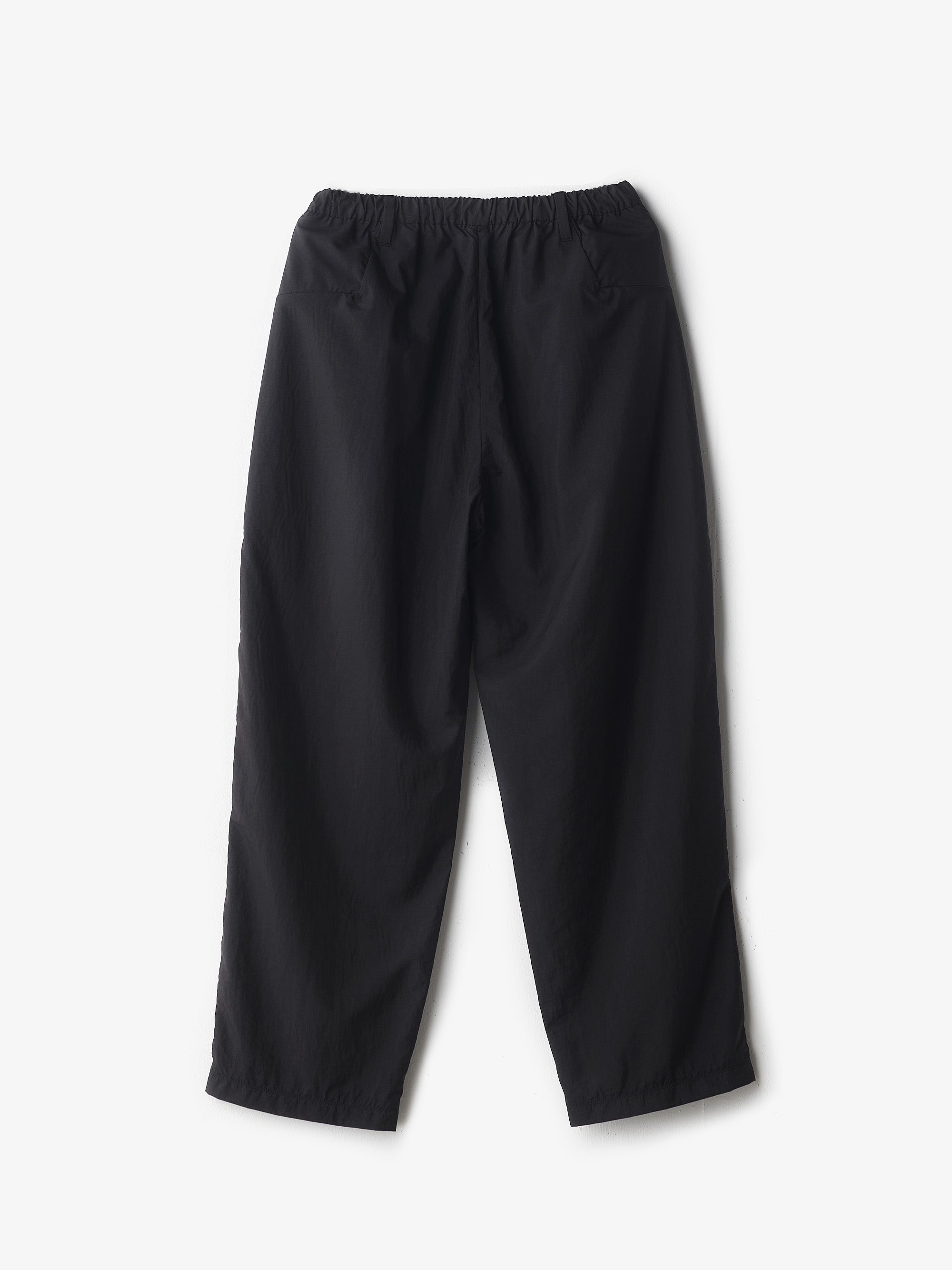 TEATORA WALLET PANTS RESORT P ブラック