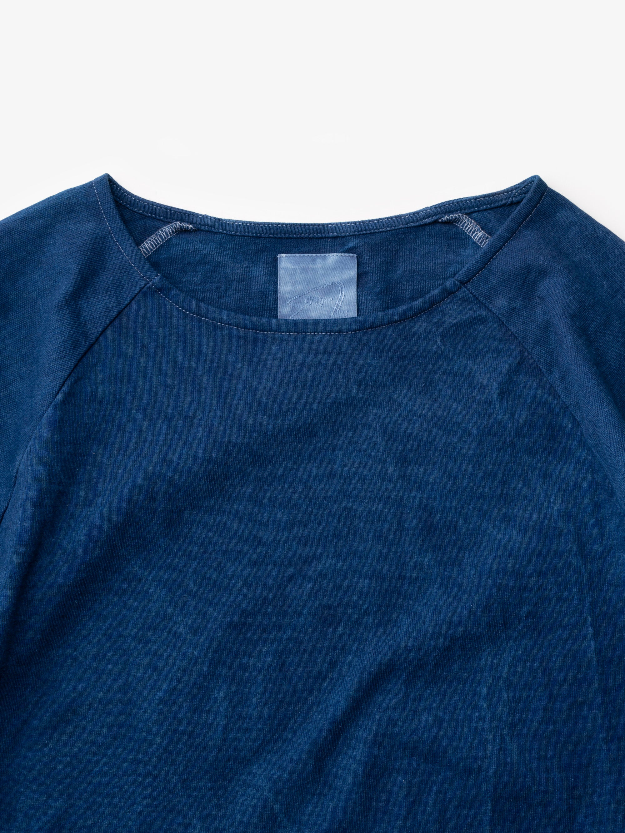わざわざ×yohaku パン屋のTシャツ 草木染め 濃藍 サイズ4 パン屋のTシャツ 草木染め｜わざわざオリジナル