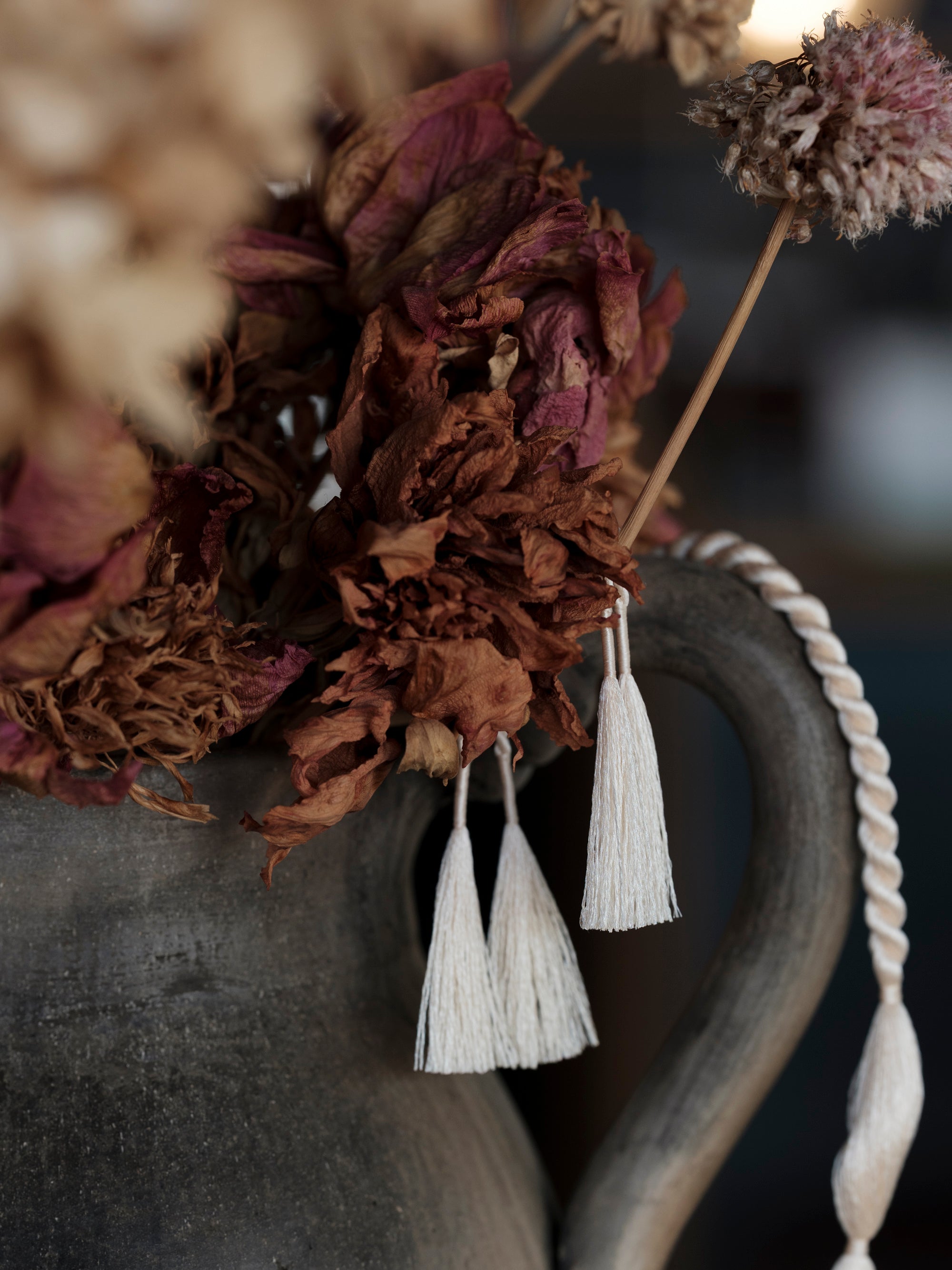 Hue Rain/アーチのタッセル耳飾り