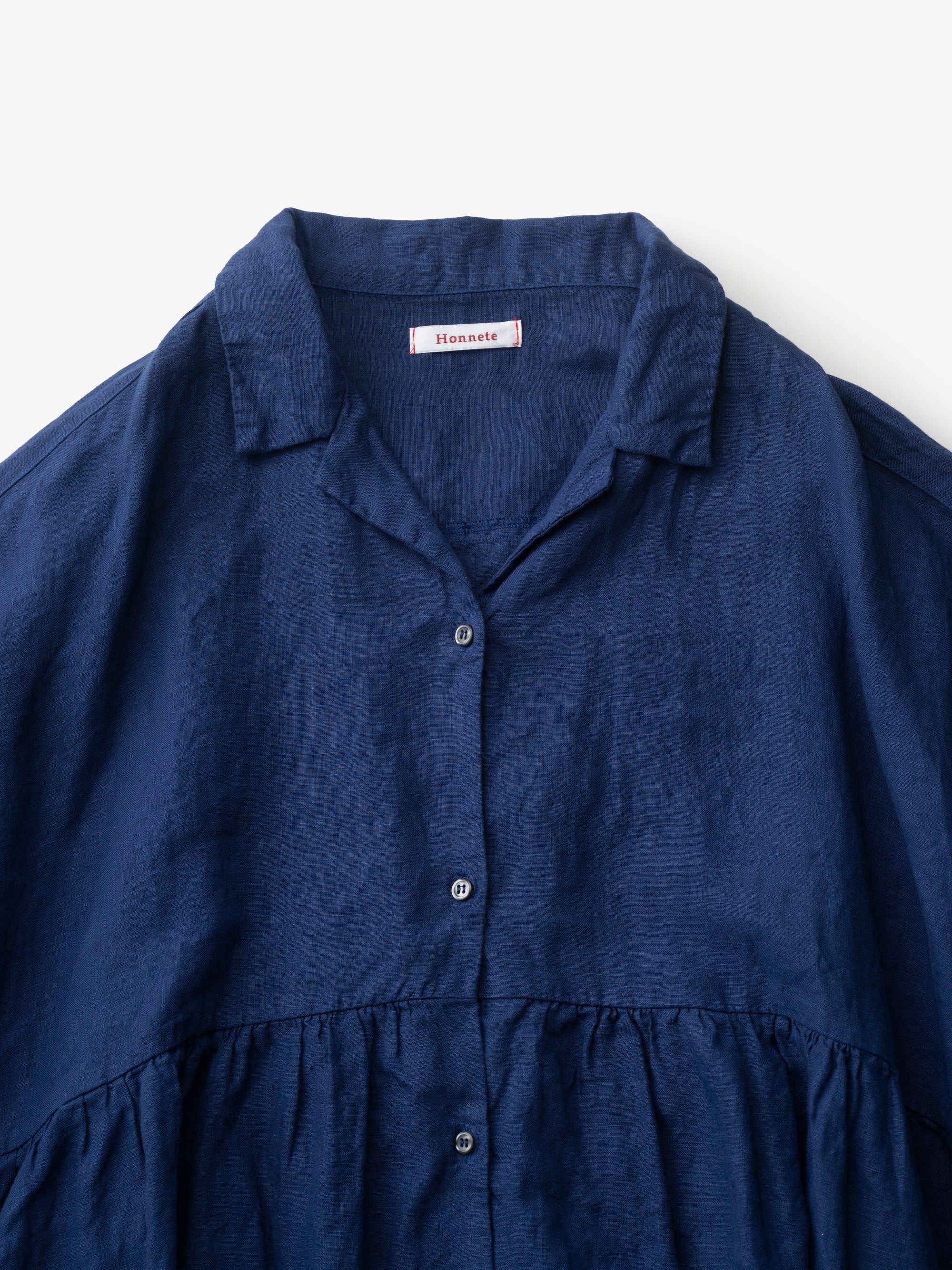 Honnete/Open Collar Gathered Dress