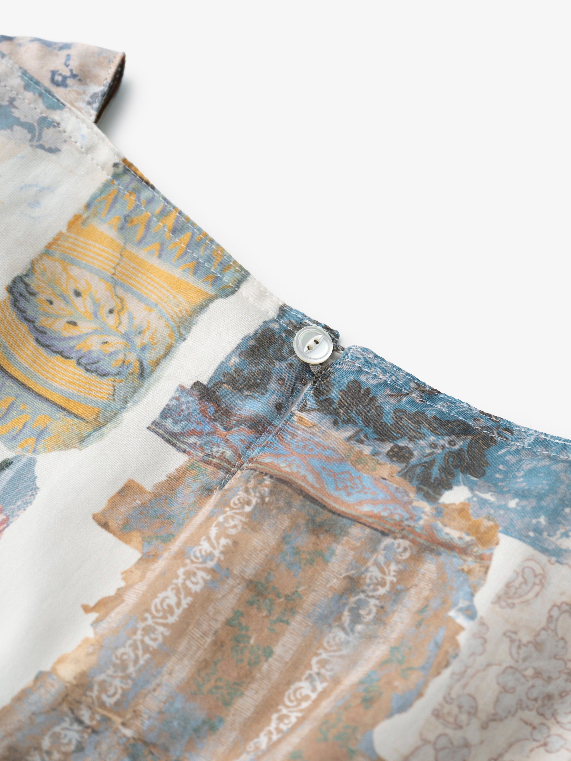 ASEEDONCLOUD/Furoshiki Blouse/Travel memories print