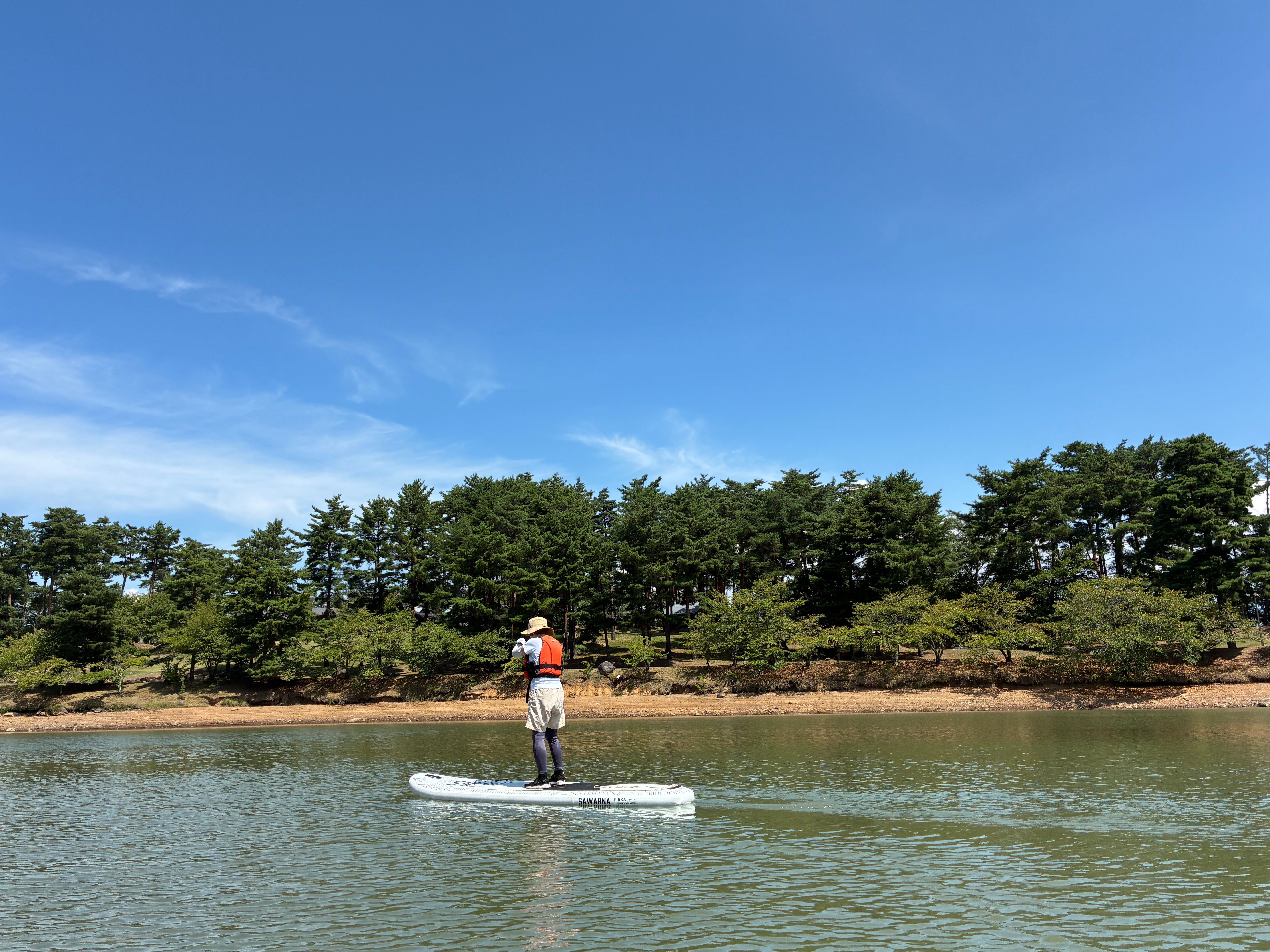 芸術むら公園・明神池でSUP＆カヌー体験